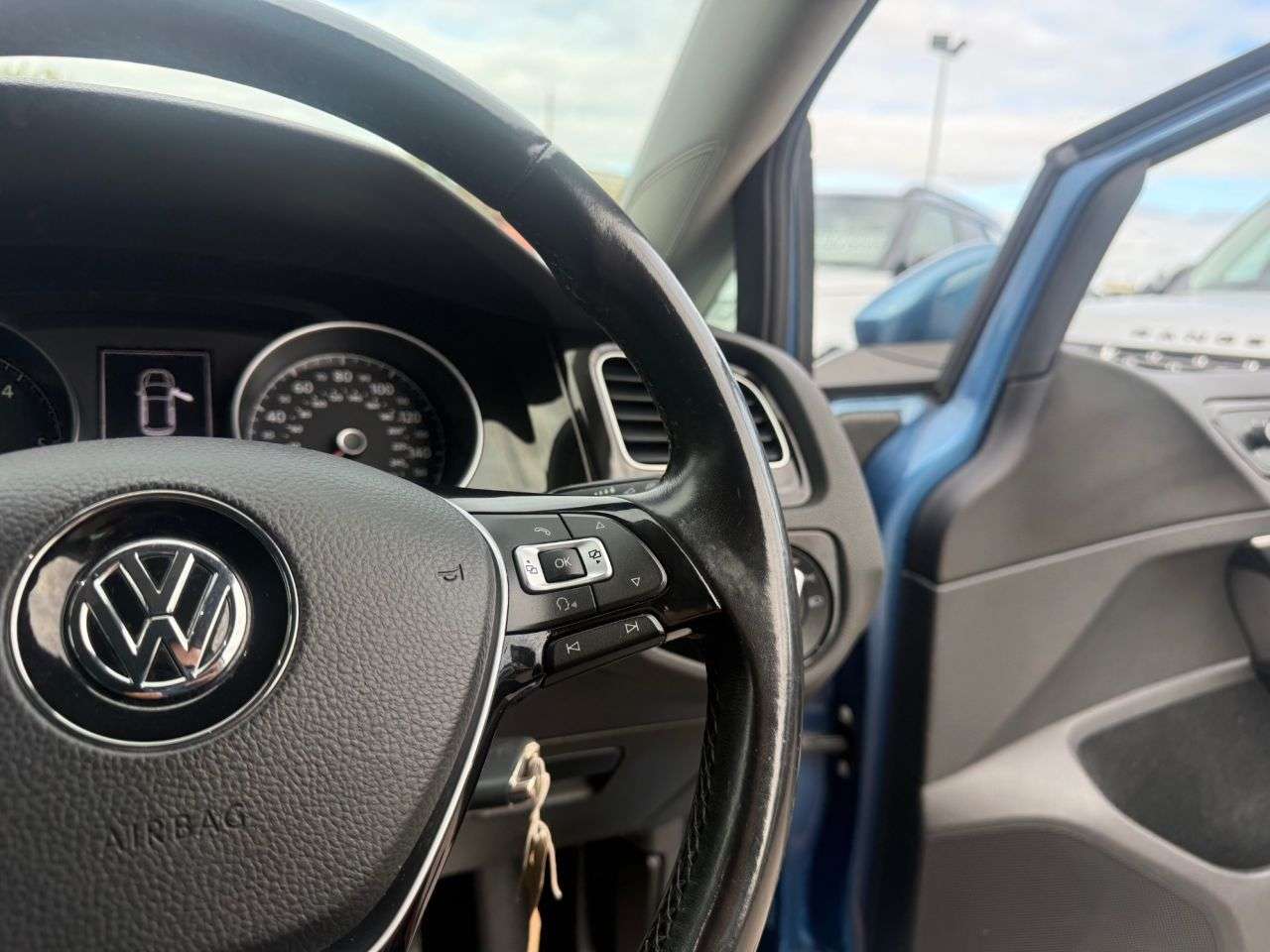 2015 VOLKSWAGEN GOLF 2015 VOLKSWAGEN GOLF