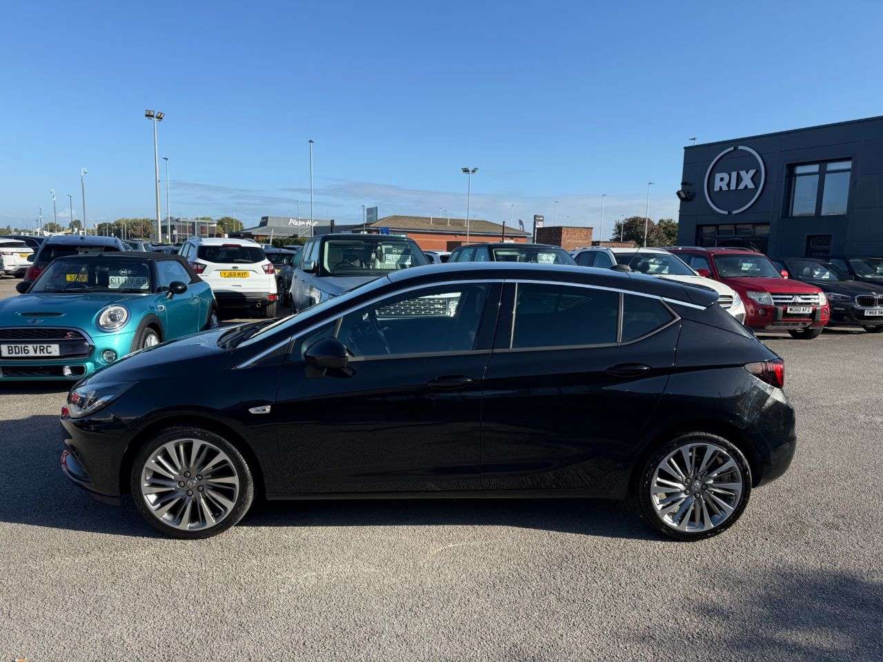 A 2019 VAUXHALL ASTRA 1.4i Turbo Griffin Hatchback 5dr Petrol Manual Euro 6-2 OWNER CAR-BLUETOOTH A 2019 VAUXHALL ASTRA 1.4i Turbo Griffin Hatchback 5dr Petrol Manual Euro 6-2 OWNER CAR-BLUETOOTH