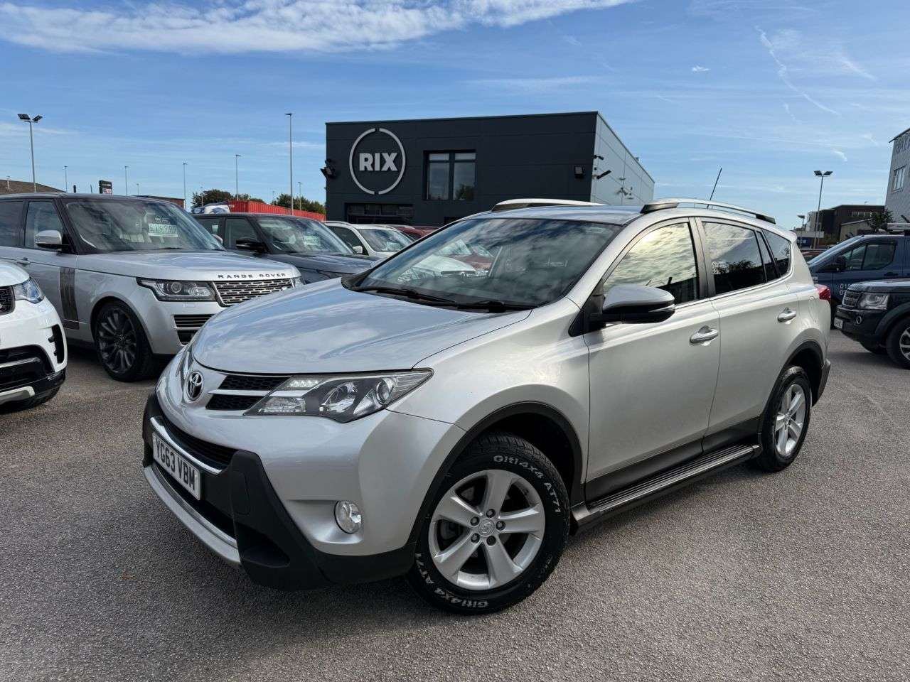 A 2013 TOYOTA RAV4 2.0 D-4D Invincible SUV 5dr Diesel Manual 2WD Euro 5-2 OWNERS FROM NEW-HEAT A 2013 TOYOTA RAV4 2.0 D-4D Invincible SUV 5dr Diesel Manual 2WD Euro 5-2 OWNERS FROM NEW-HEAT