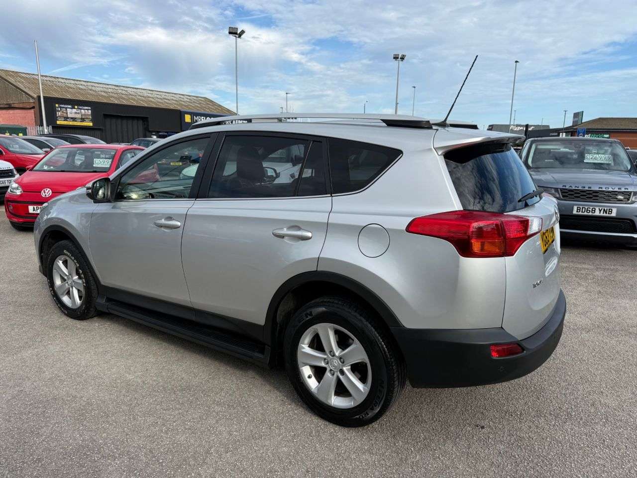 A 2013 TOYOTA RAV4 2.0 D-4D Invincible SUV 5dr Diesel Manual 2WD Euro 5-2 OWNERS FROM NEW-HEAT A 2013 TOYOTA RAV4 2.0 D-4D Invincible SUV 5dr Diesel Manual 2WD Euro 5-2 OWNERS FROM NEW-HEAT