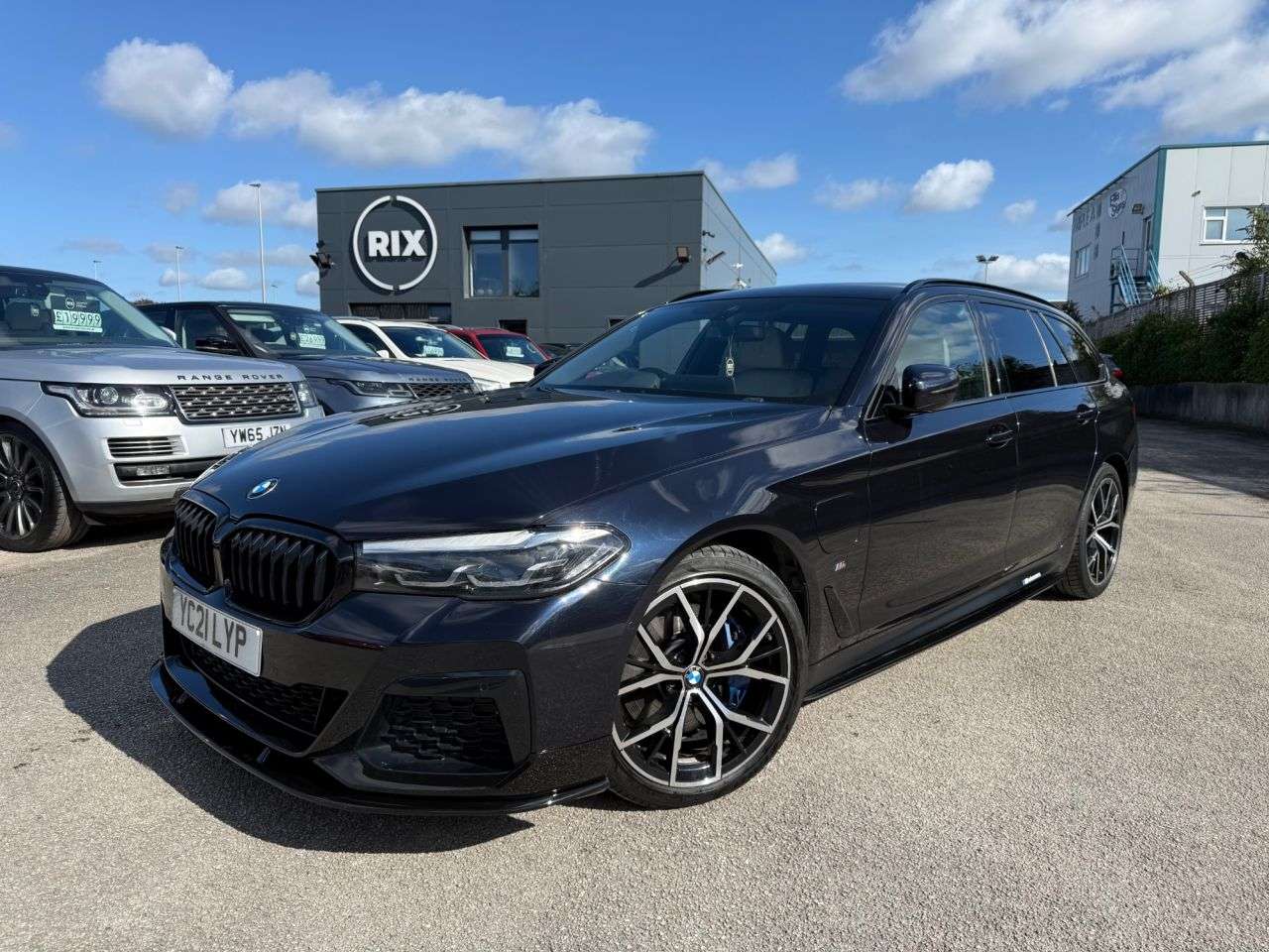 A 2021 BMW 5 SERIES 2.0 530e 12kWh M Sport Touring 5dr Petrol Plug-in Hybrid Steptronic Euro 6- A 2021 BMW 5 SERIES 2.0 530e 12kWh M Sport Touring 5dr Petrol Plug-in Hybrid Steptronic Euro 6-