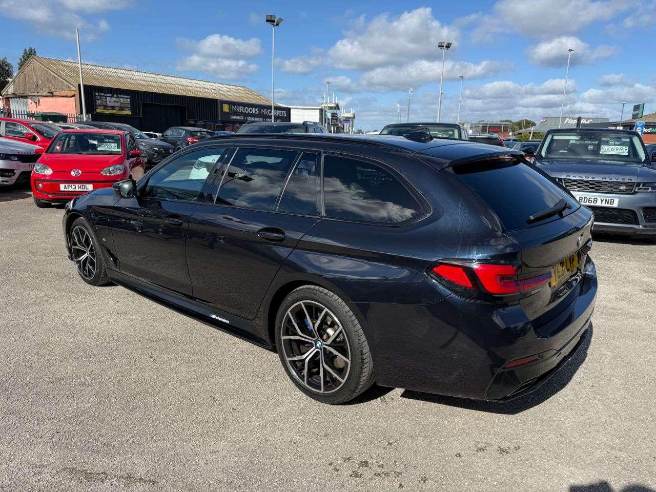 A 2021 BMW 5 SERIES 2.0 530e 12kWh M Sport Touring 5dr Petrol Plug-in Hybrid Steptronic Euro 6- A 2021 BMW 5 SERIES 2.0 530e 12kWh M Sport Touring 5dr Petrol Plug-in Hybrid Steptronic Euro 6-