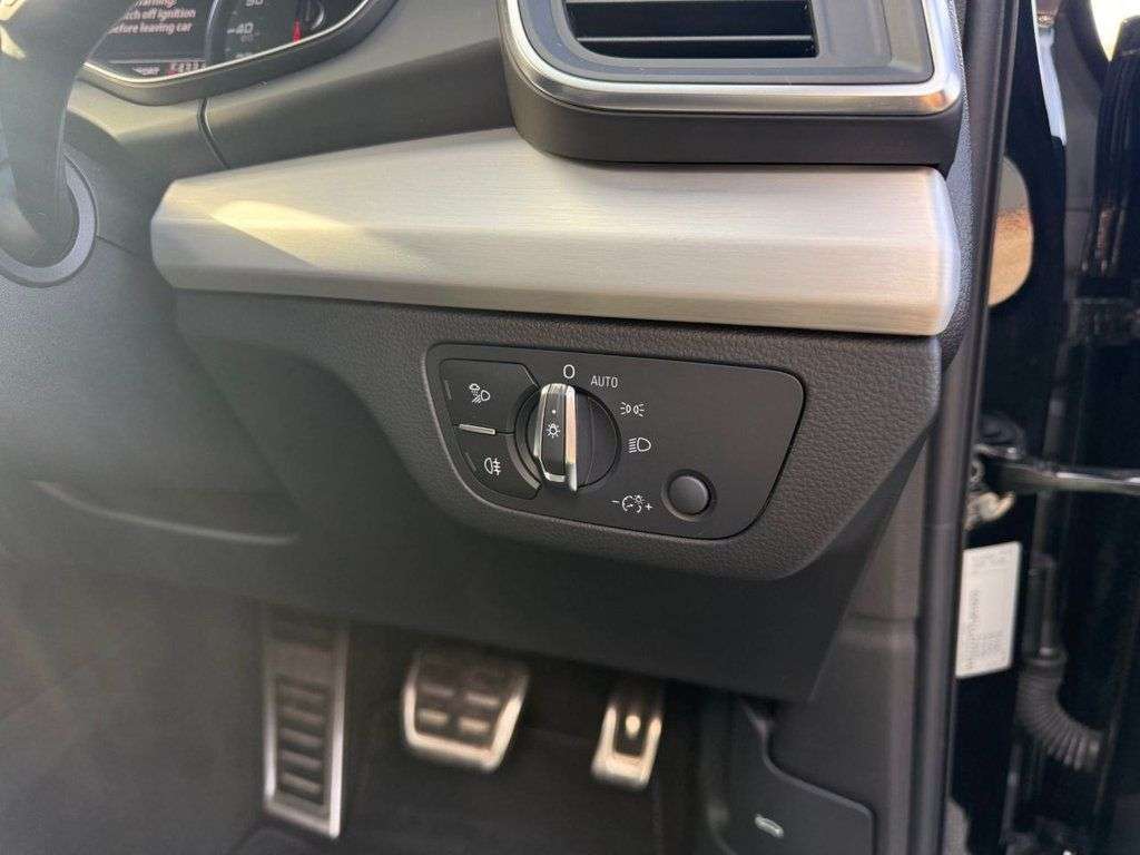 2019 AUDI Q5 2019 AUDI Q5