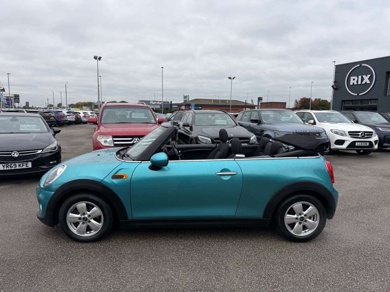 A 2016 MINI CONVERTIBLE 1.5 Cooper Convertible 2dr Petrol Manual Euro 6-2 OWNER LOW MILEAGE EXAMPLE A 2016 MINI CONVERTIBLE 1.5 Cooper Convertible 2dr Petrol Manual Euro 6-2 OWNER LOW MILEAGE EXAMPLE