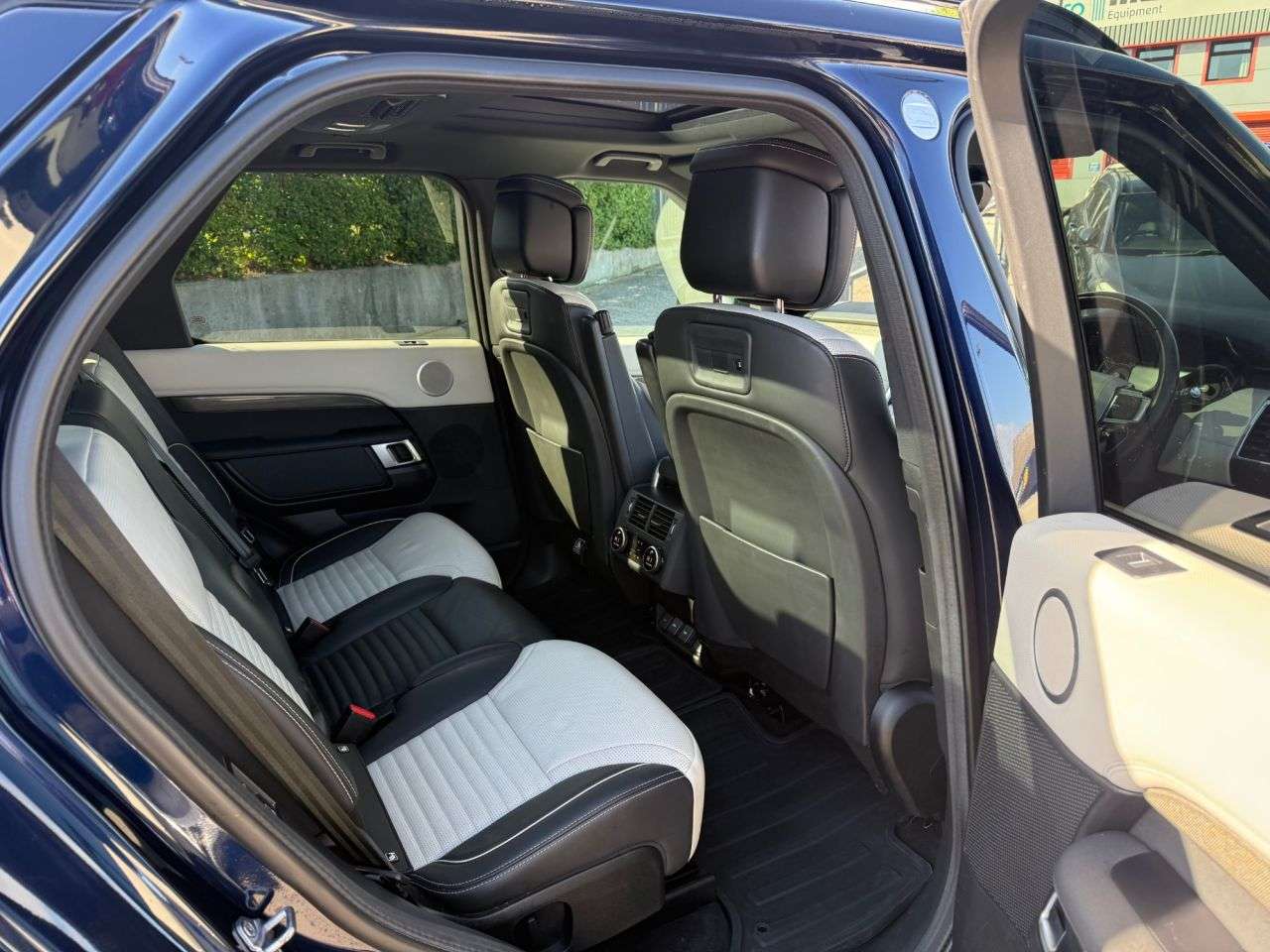 2023 LAND ROVER DISCOVERY 5 2023 LAND ROVER DISCOVERY 5