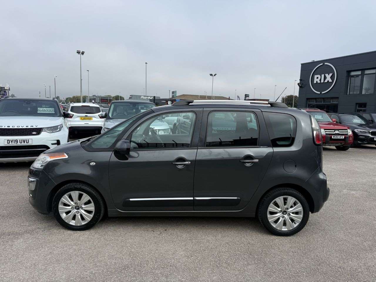 A 2013 CITROEN C3 PICASSO 1.6 HDi Exclusive MPV 5dr Diesel Manual Euro 5-2 FORMER KEEPERS-CRUISE CONT A 2013 CITROEN C3 PICASSO 1.6 HDi Exclusive MPV 5dr Diesel Manual Euro 5-2 FORMER KEEPERS-CRUISE CONT