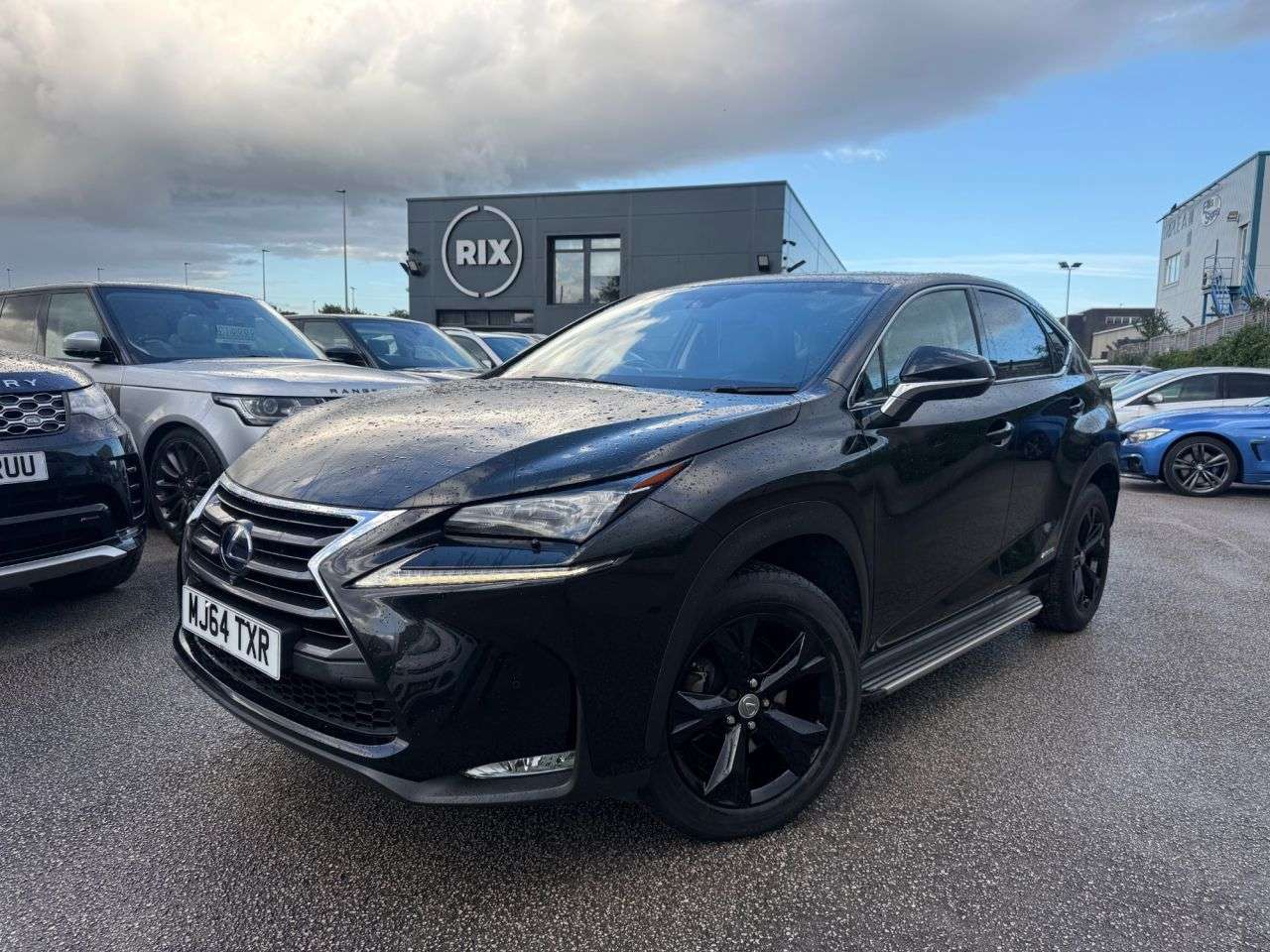 A 2014 LEXUS NX 2.5 300h Premier SUV 5dr Petrol Hybrid E-CVT 4WD Euro 6-2 FORMER KEEPERS-FA A 2014 LEXUS NX 2.5 300h Premier SUV 5dr Petrol Hybrid E-CVT 4WD Euro 6-2 FORMER KEEPERS-FA