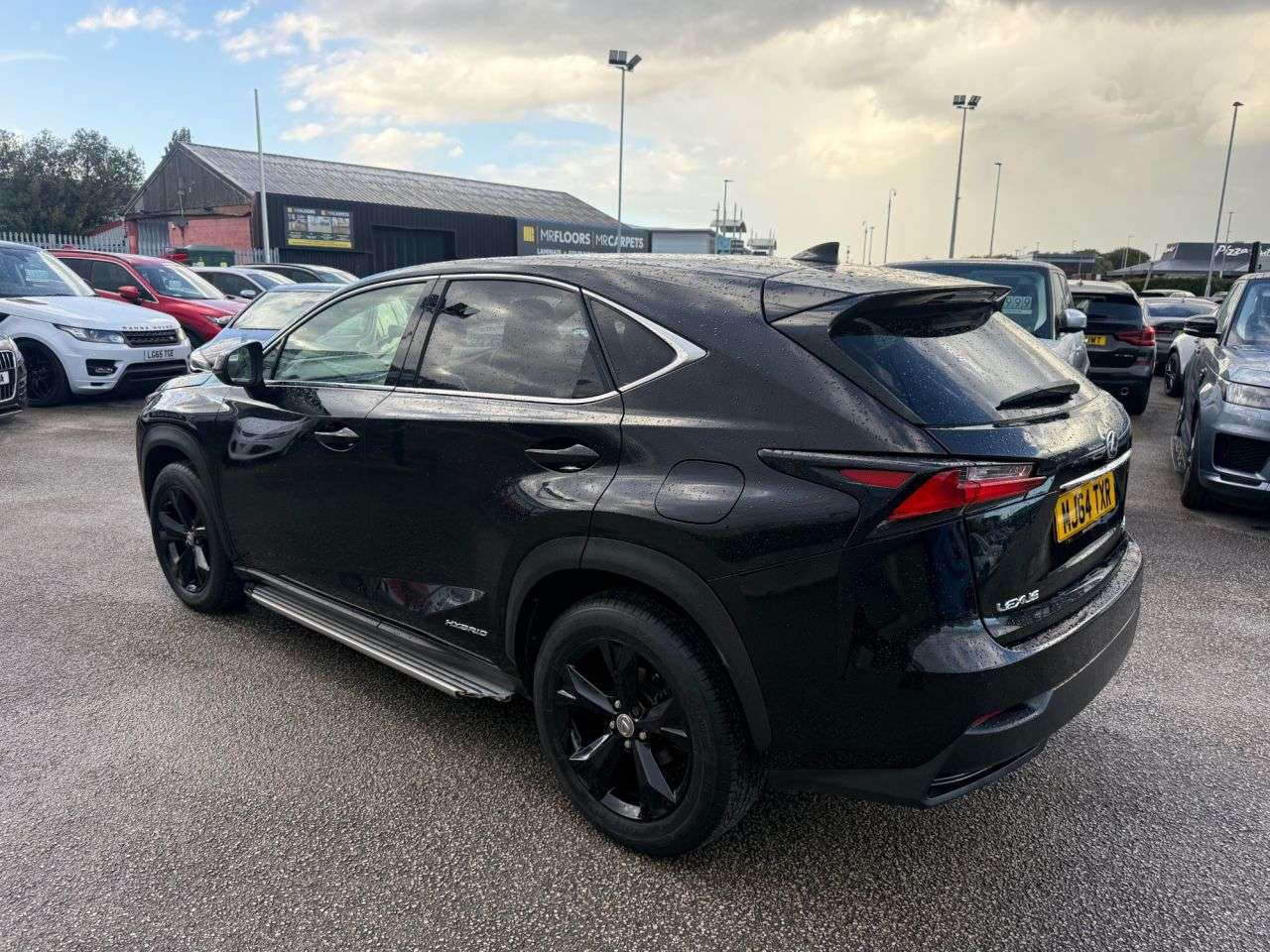 A 2014 LEXUS NX 2.5 300h Premier SUV 5dr Petrol Hybrid E-CVT 4WD Euro 6-2 FORMER KEEPERS-FA A 2014 LEXUS NX 2.5 300h Premier SUV 5dr Petrol Hybrid E-CVT 4WD Euro 6-2 FORMER KEEPERS-FA