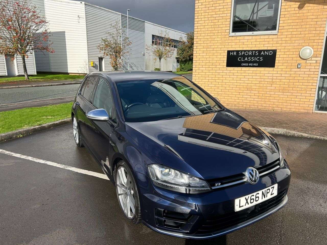 A 2016 VOLKSWAGEN GOLF 2.0 TSI BlueMotion Tech R Hatchback 5dr Petrol DSG 4Motion Euro 6 (s/s) (30 A 2016 VOLKSWAGEN GOLF 2.0 TSI BlueMotion Tech R Hatchback 5dr Petrol DSG 4Motion Euro 6 (s/s) (30