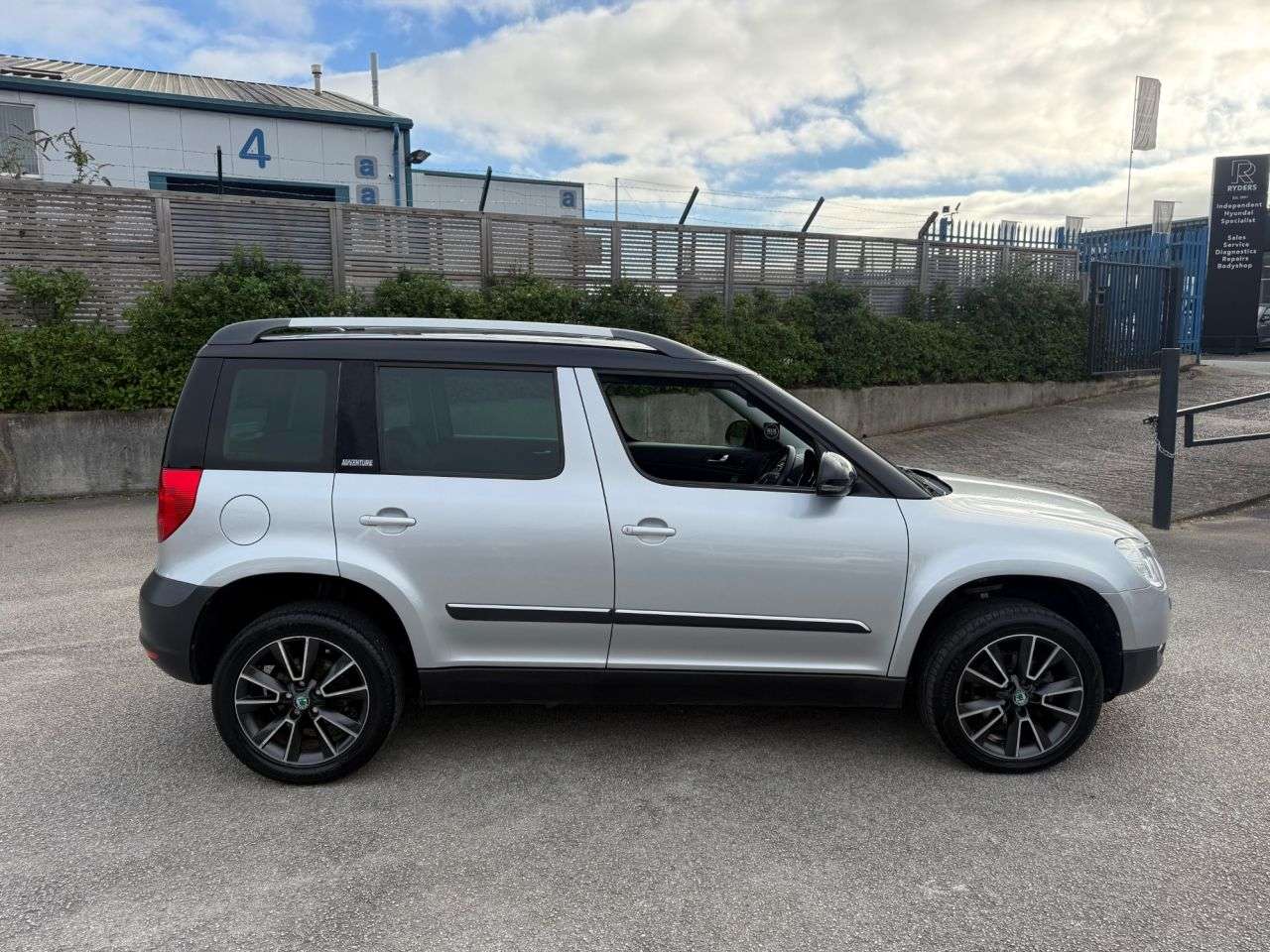 2013 SKODA YETI 2013 SKODA YETI