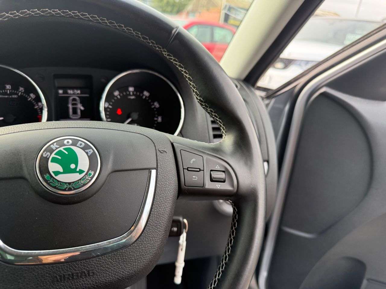 2013 SKODA YETI 2013 SKODA YETI