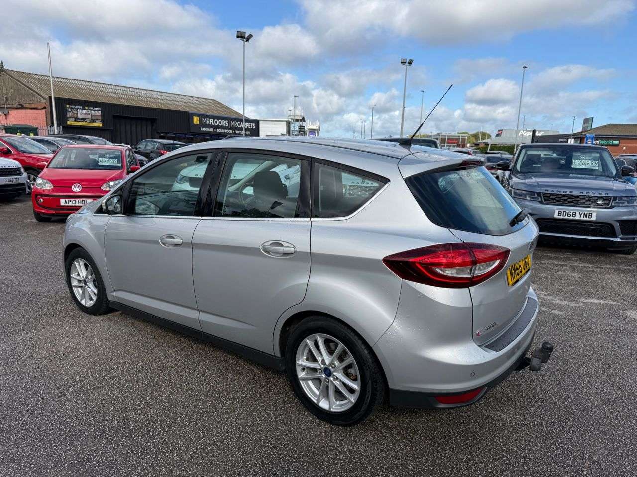 A 2017 FORD C-MAX 1.5 TDCi Zetec MPV 5dr Diesel Manual Euro 6 (s/s) (120 ps) 1 FORMER KEEPER- A 2017 FORD C-MAX 1.5 TDCi Zetec MPV 5dr Diesel Manual Euro 6 (s/s) (120 ps) 1 FORMER KEEPER-