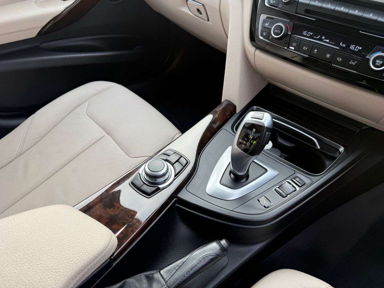 2016 BMW 3 SERIES 2016 BMW 3 SERIES