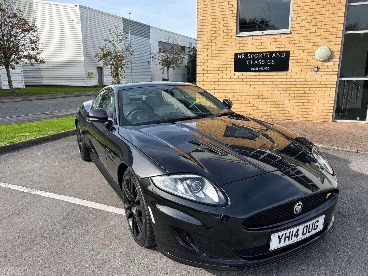 A 2014 JAGUAR XKR 5.0 V8 Coupe 2dr Petrol Auto Euro 5 (510 ps)-1 Former Keeper-Last Keeper Si A 2014 JAGUAR XKR 5.0 V8 Coupe 2dr Petrol Auto Euro 5 (510 ps)-1 Former Keeper-Last Keeper Si