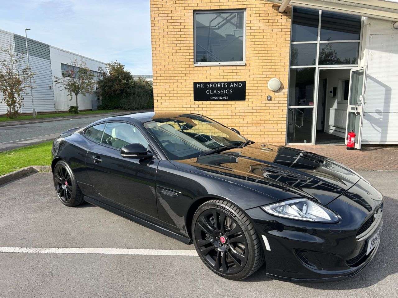 A 2014 JAGUAR XKR 5.0 V8 Coupe 2dr Petrol Auto Euro 5 (510 ps)-1 Former Keeper-Last Keeper Si A 2014 JAGUAR XKR 5.0 V8 Coupe 2dr Petrol Auto Euro 5 (510 ps)-1 Former Keeper-Last Keeper Si