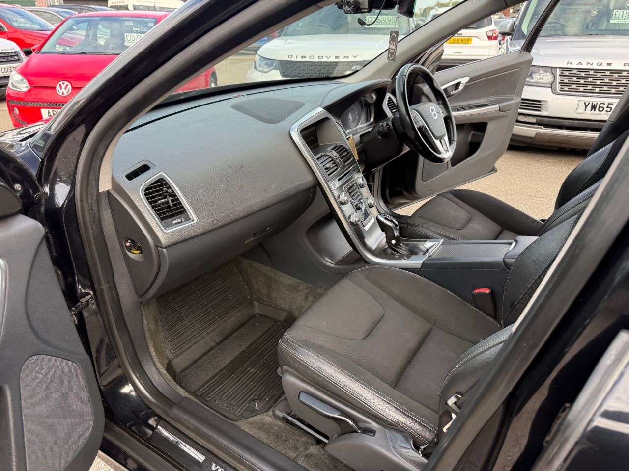 2015 VOLVO XC60 2015 VOLVO XC60