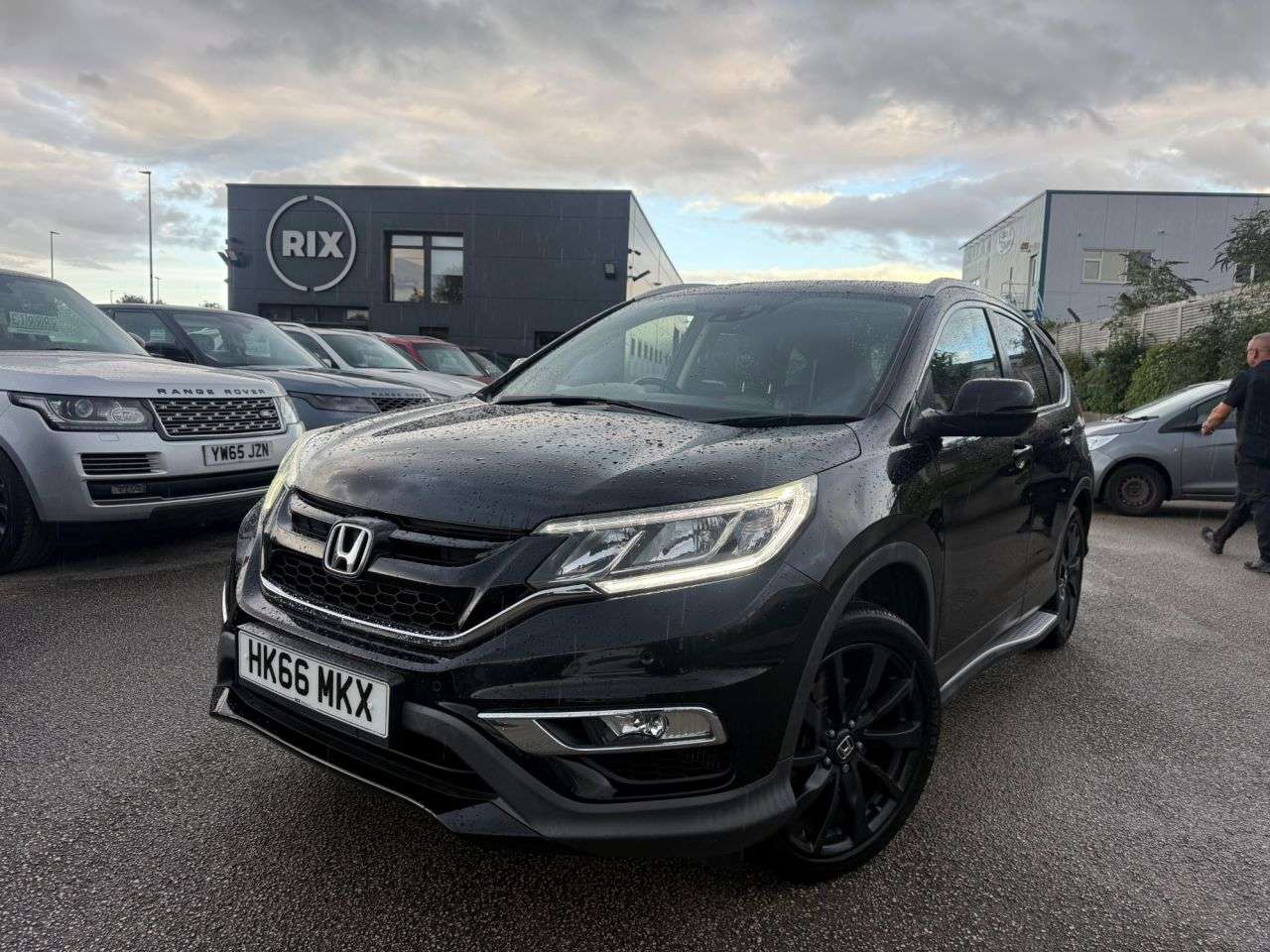 A 2016 HONDA CR-V 1.6 i-DTEC Black Edition SUV 5dr Diesel Manual 4WD Euro 6-2 FORMER KEEPERS- A 2016 HONDA CR-V 1.6 i-DTEC Black Edition SUV 5dr Diesel Manual 4WD Euro 6-2 FORMER KEEPERS-