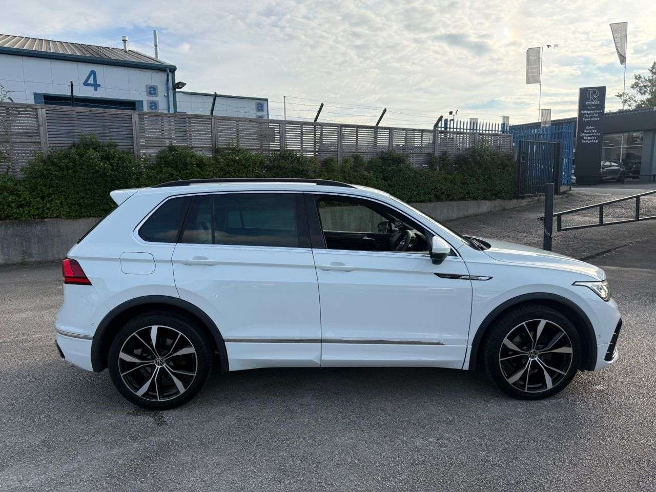 2023 VOLKSWAGEN TIGUAN 2023 VOLKSWAGEN TIGUAN