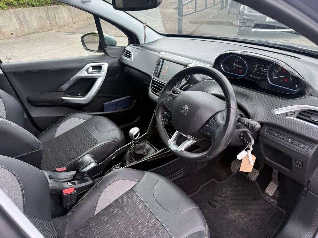 2019 PEUGEOT 2008 2019 PEUGEOT 2008