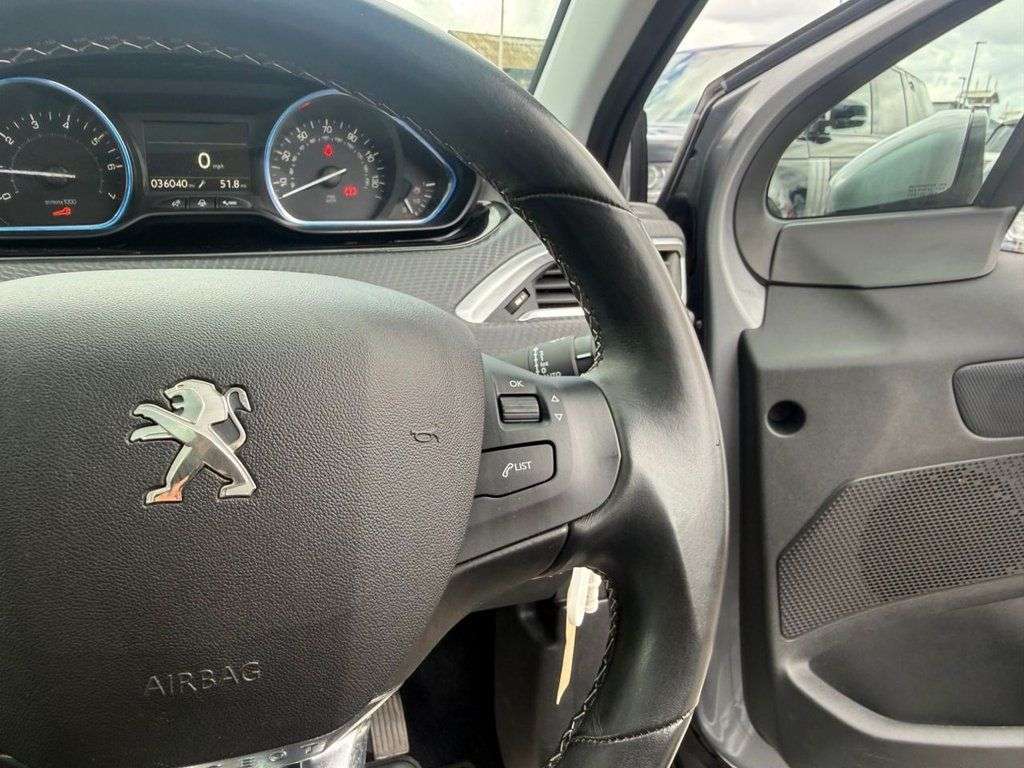 2019 PEUGEOT 2008 2019 PEUGEOT 2008