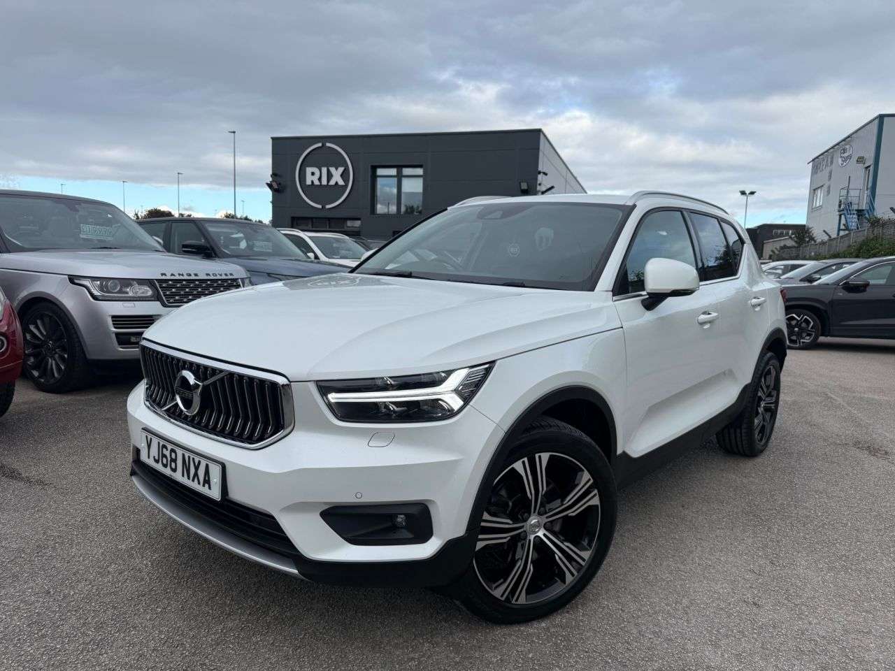 A 2018 VOLVO XC40 2.0 D4 Inscription Pro SUV 5dr Diesel Auto AWD Euro 6-1 FORMER KEEPER-8 SER A 2018 VOLVO XC40 2.0 D4 Inscription Pro SUV 5dr Diesel Auto AWD Euro 6-1 FORMER KEEPER-8 SER