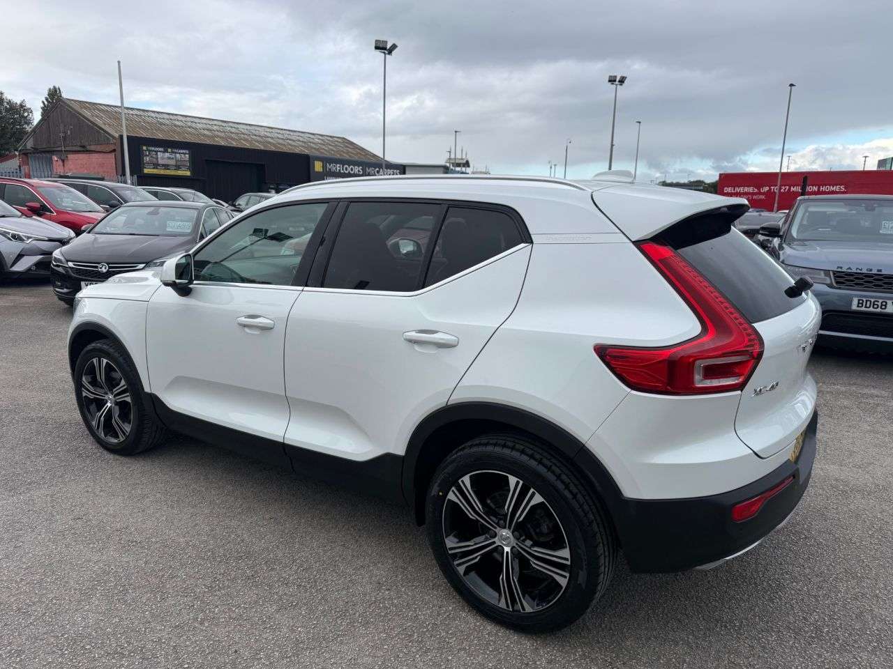 A 2018 VOLVO XC40 2.0 D4 Inscription Pro SUV 5dr Diesel Auto AWD Euro 6-1 FORMER KEEPER-8 SER A 2018 VOLVO XC40 2.0 D4 Inscription Pro SUV 5dr Diesel Auto AWD Euro 6-1 FORMER KEEPER-8 SER