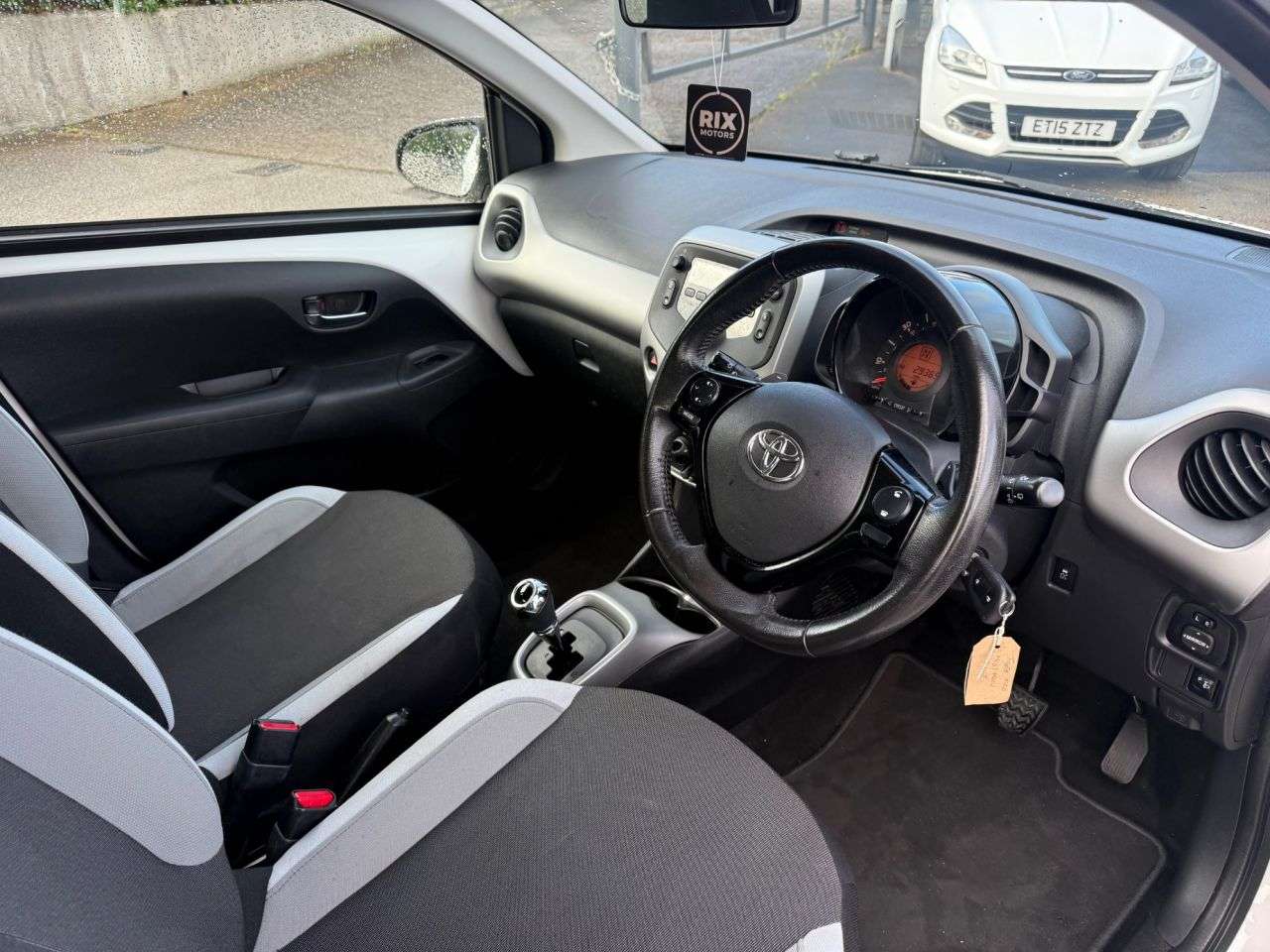 2017 TOYOTA AYGO 2017 TOYOTA AYGO