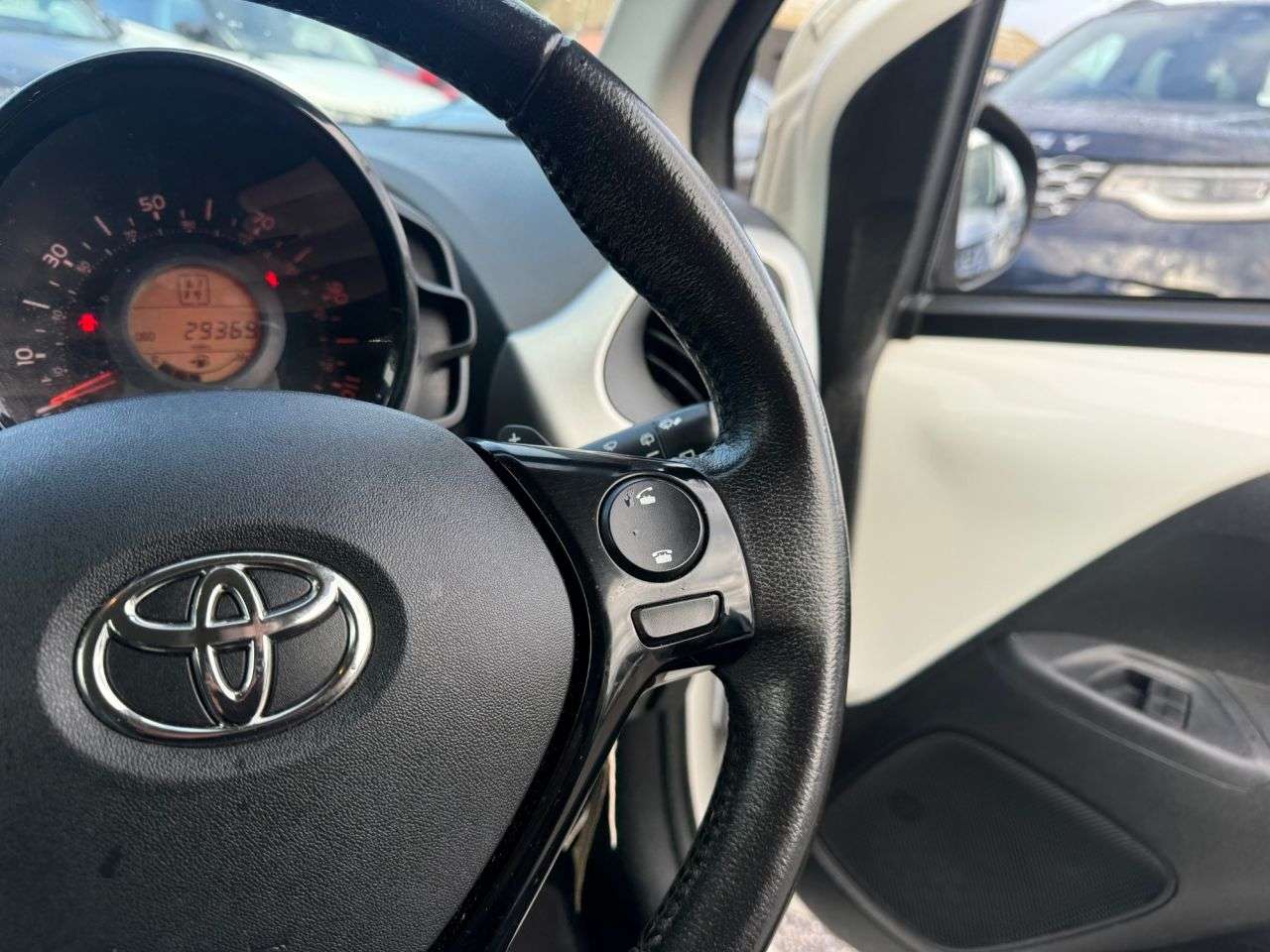 2017 TOYOTA AYGO 2017 TOYOTA AYGO