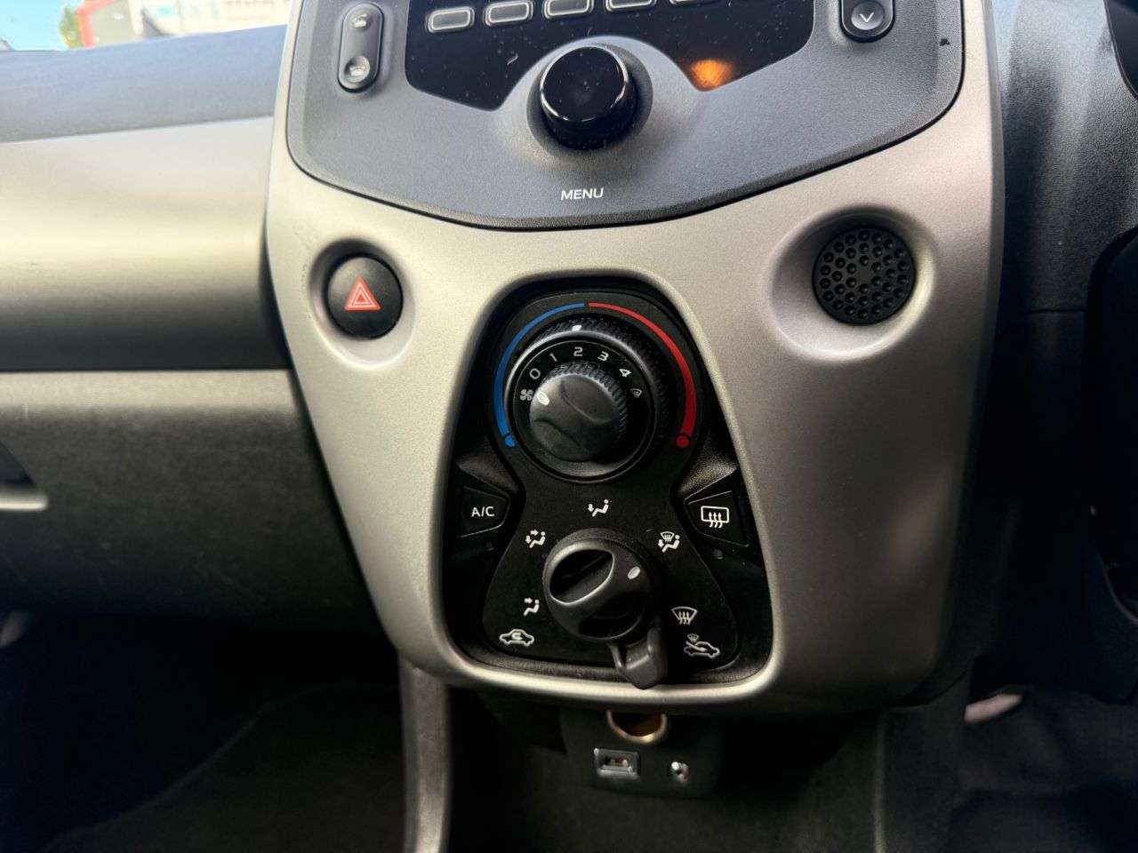 2017 TOYOTA AYGO 2017 TOYOTA AYGO