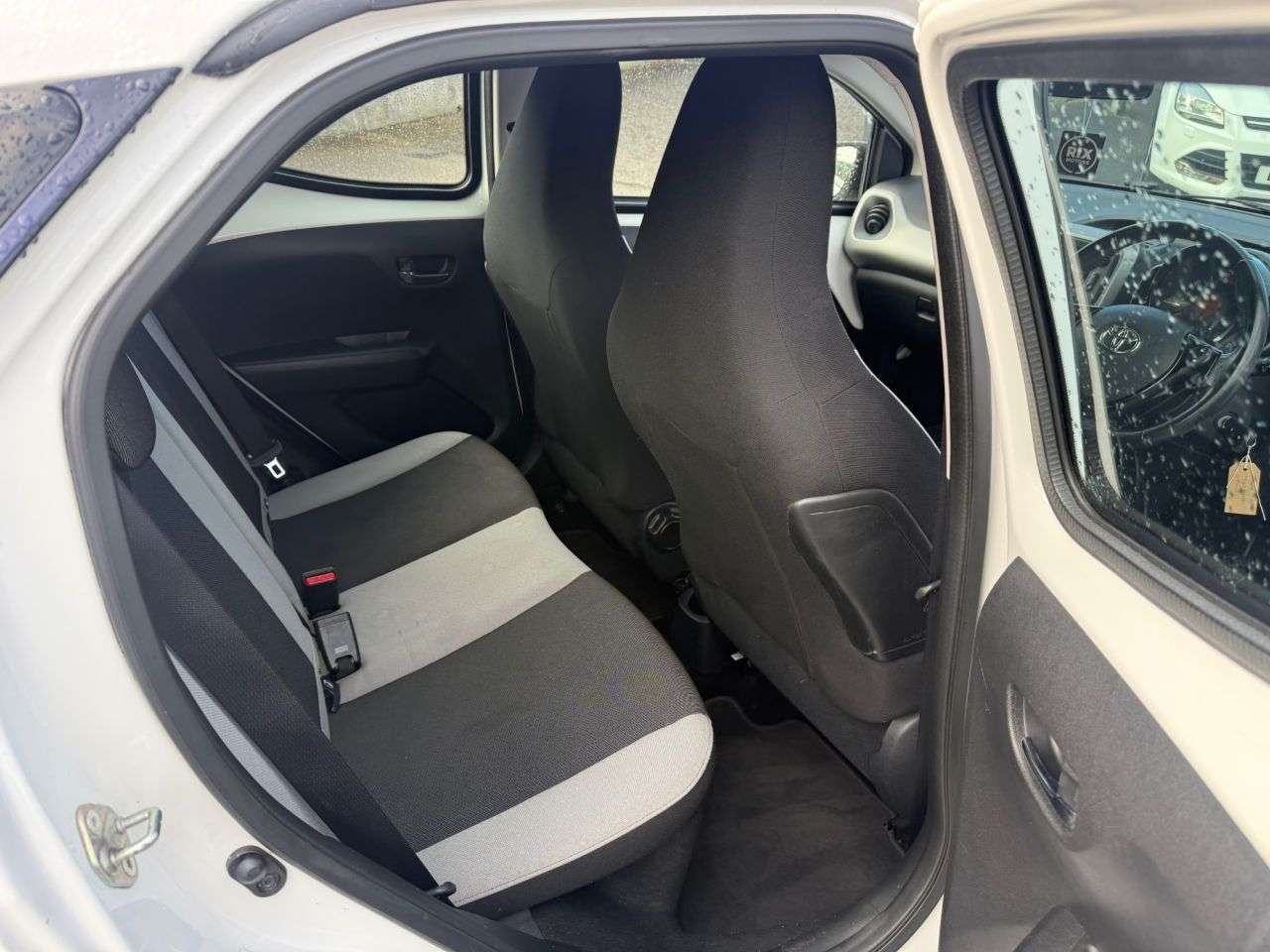 2017 TOYOTA AYGO 2017 TOYOTA AYGO