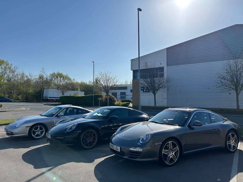A 2014 MERCEDES-BENZ E CLASS 5.5 E63 V8 BiTurbo AMG Saloon 4dr Petrol SpdS MCT Euro 6 (s/s) (557 ps) A 2014 MERCEDES-BENZ E CLASS 5.5 E63 V8 BiTurbo AMG Saloon 4dr Petrol SpdS MCT Euro 6 (s/s) (557 ps)
