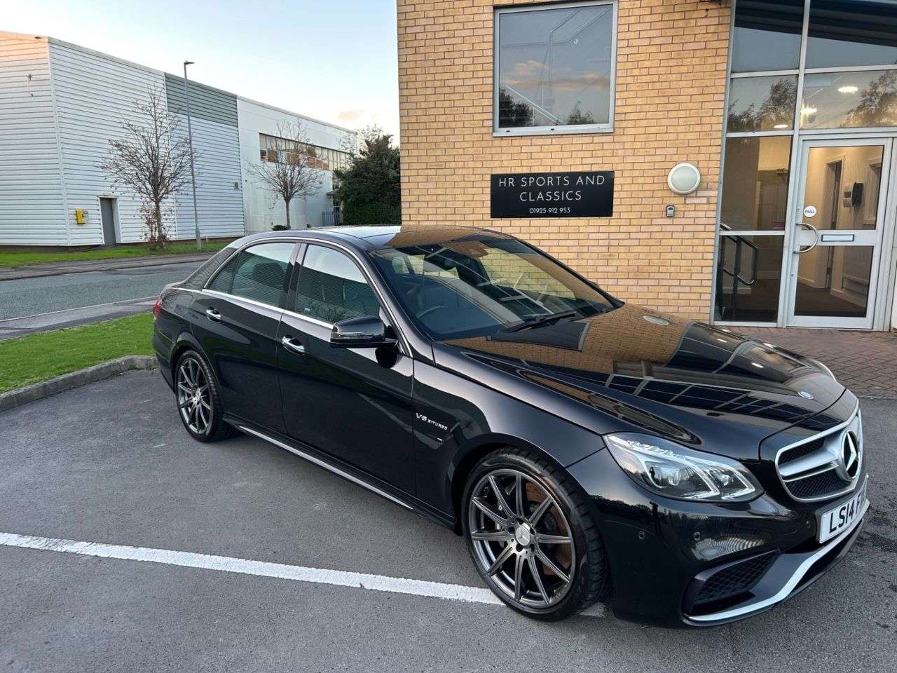 A 2014 MERCEDES-BENZ E CLASS 5.5 E63 V8 BiTurbo AMG Saloon 4dr Petrol SpdS MCT Euro 6 (s/s) (557 ps)-1 F A 2014 MERCEDES-BENZ E CLASS 5.5 E63 V8 BiTurbo AMG Saloon 4dr Petrol SpdS MCT Euro 6 (s/s) (557 ps)-1 F