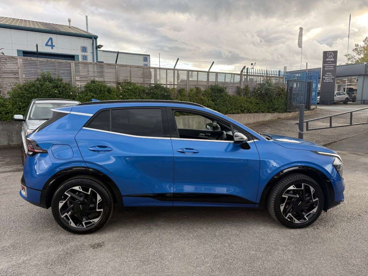2023 KIA SPORTAGE 2023 KIA SPORTAGE