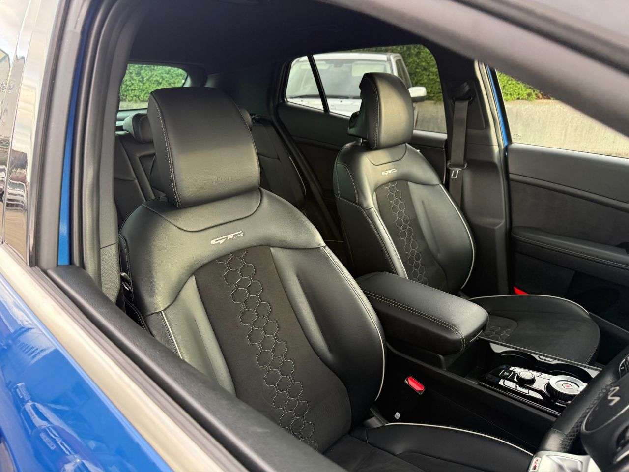 2023 KIA SPORTAGE 2023 KIA SPORTAGE