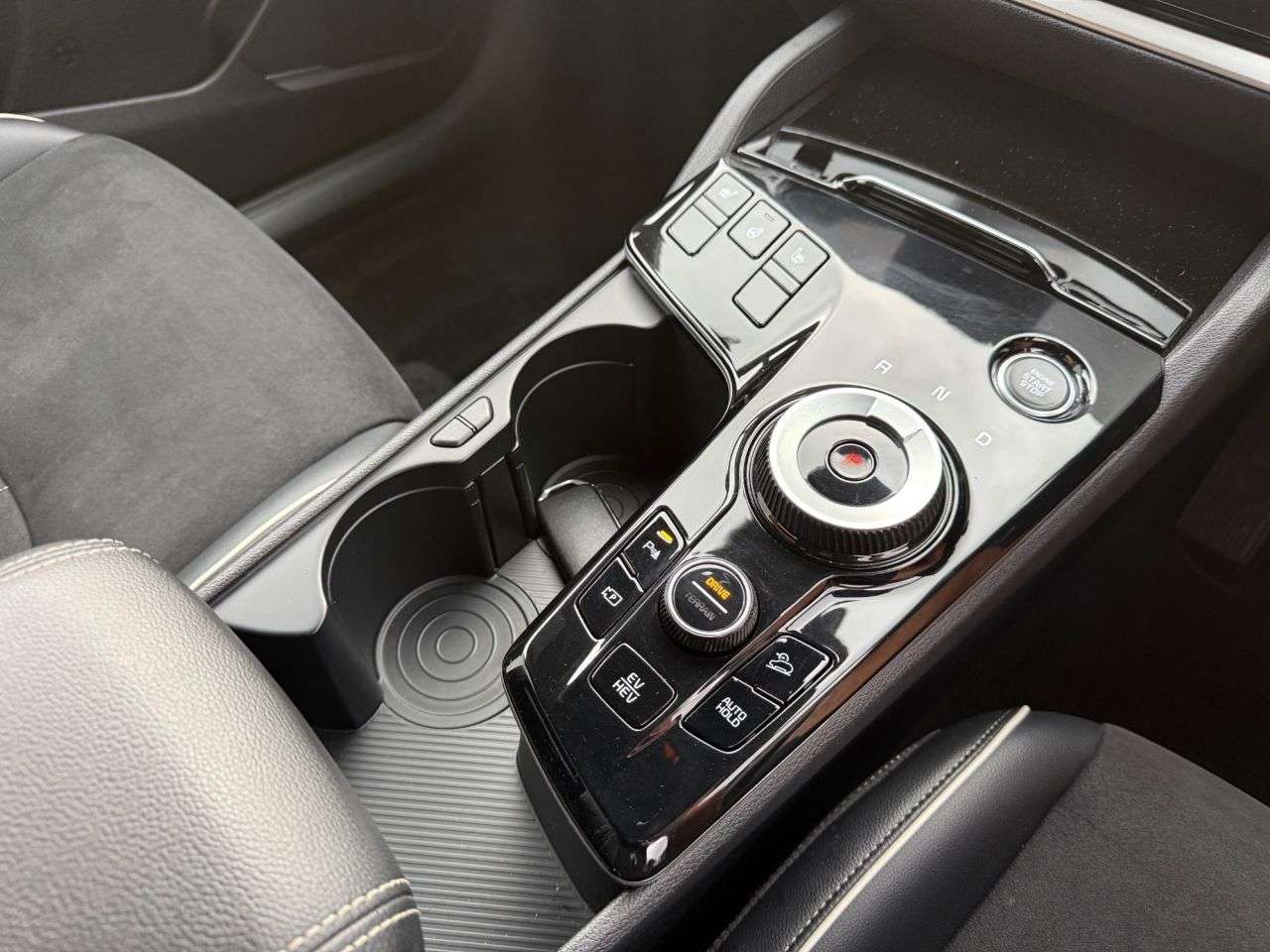 2023 KIA SPORTAGE 2023 KIA SPORTAGE