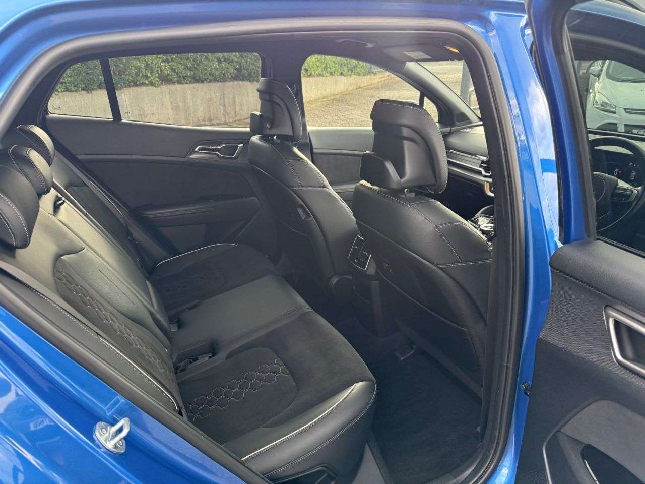 2023 KIA SPORTAGE 2023 KIA SPORTAGE