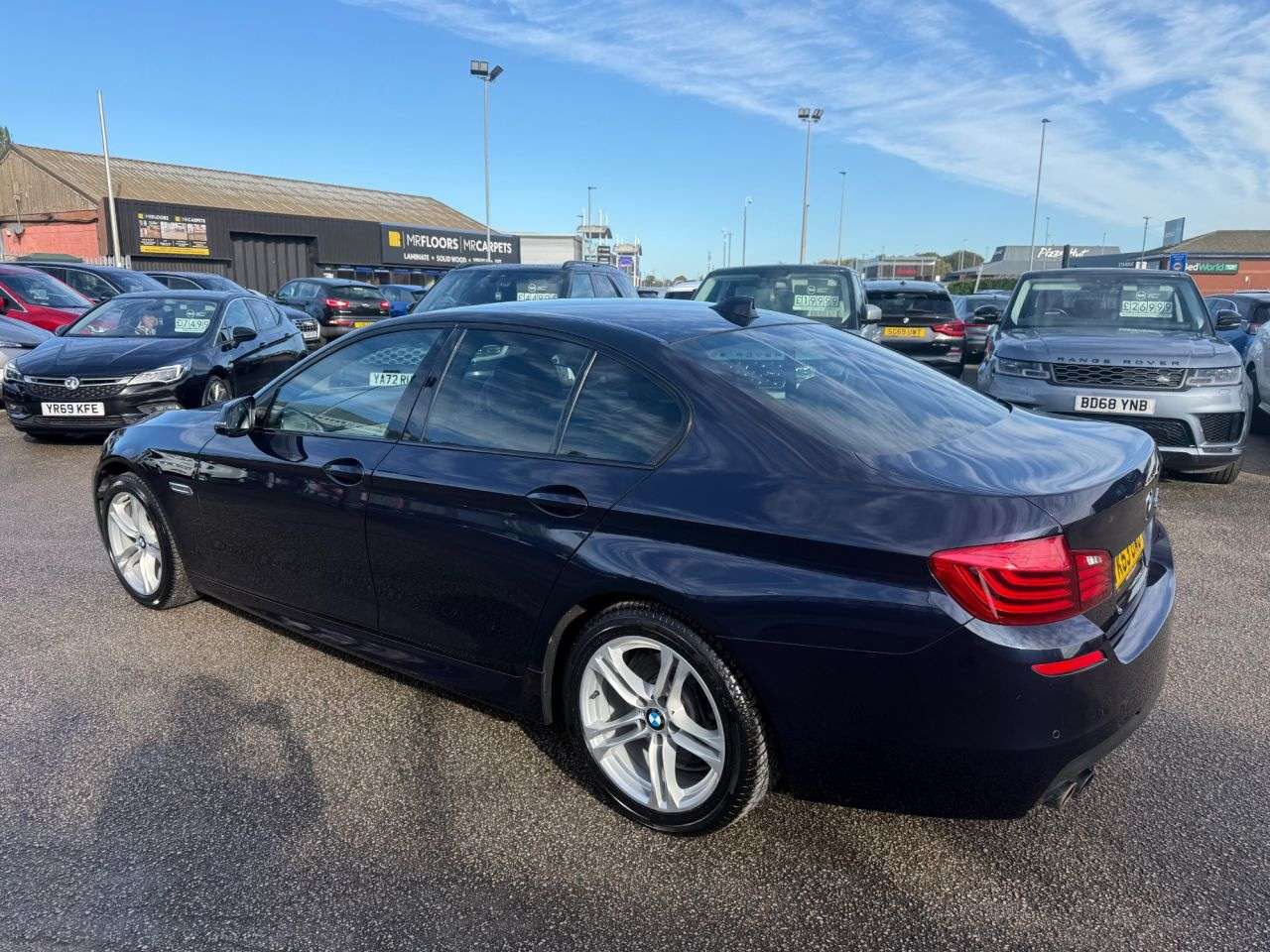 A 2013 BMW 5 SERIES 2.0 520d M Sport Saloon 4dr Diesel Auto Euro 6 (s/s) (184 ps)-12 SERVICES-F A 2013 BMW 5 SERIES 2.0 520d M Sport Saloon 4dr Diesel Auto Euro 6 (s/s) (184 ps)-12 SERVICES-F