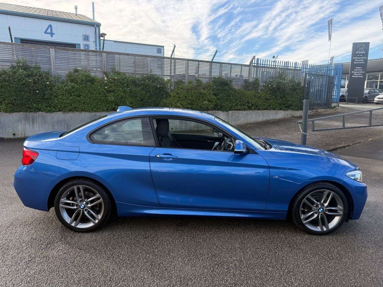 2017 BMW 2 SERIES 2017 BMW 2 SERIES