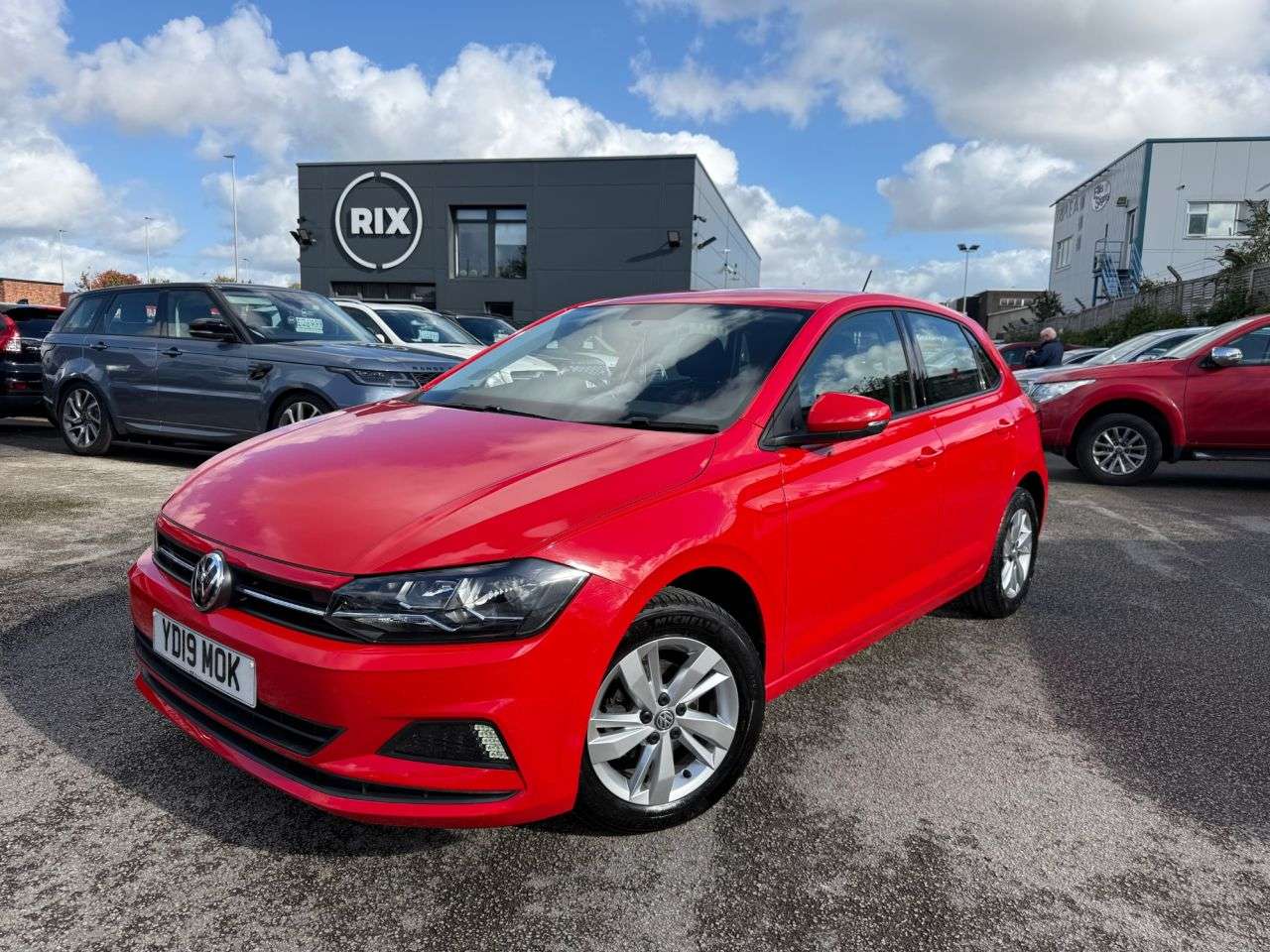A 2019 VOLKSWAGEN POLO 1.0 TSI GPF SE Hatchback 5dr Petrol Manual Euro 6 (s/s) (95 ps)-1 FORMER KE A 2019 VOLKSWAGEN POLO 1.0 TSI GPF SE Hatchback 5dr Petrol Manual Euro 6 (s/s) (95 ps)-1 FORMER KE