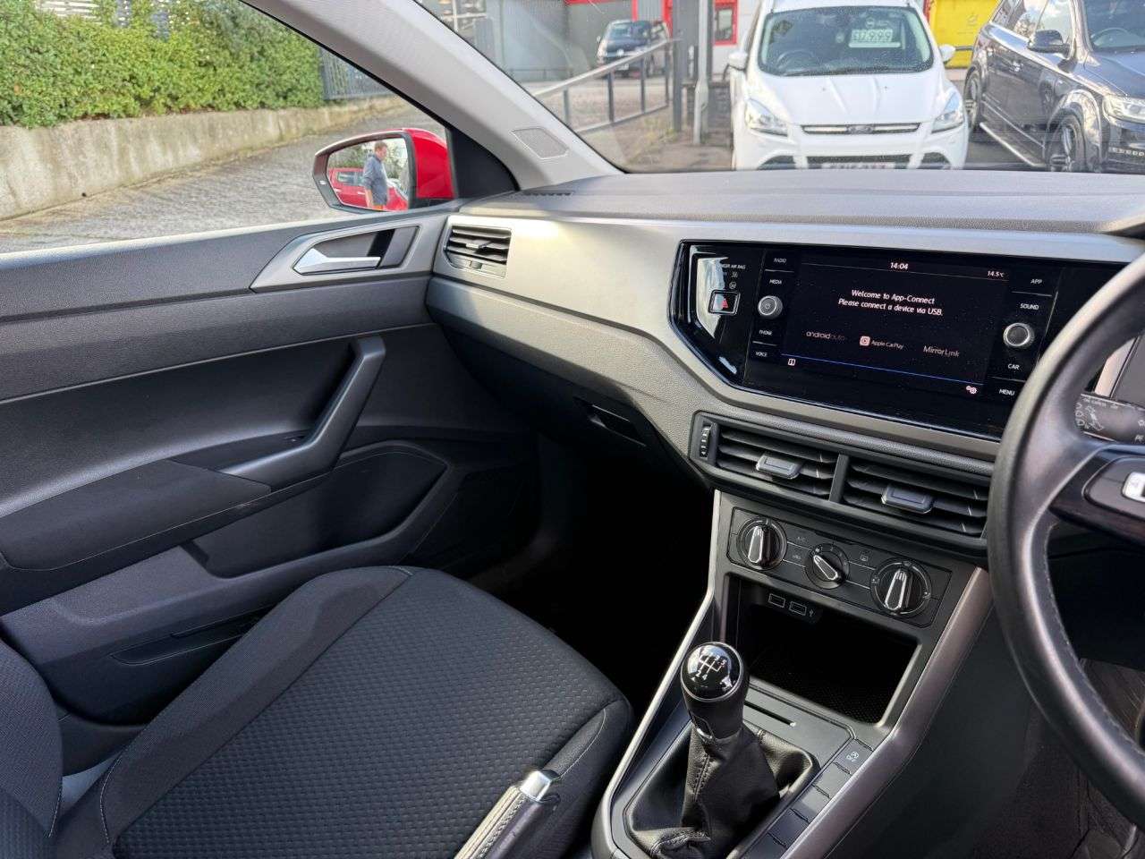 2019 VOLKSWAGEN POLO 2019 VOLKSWAGEN POLO