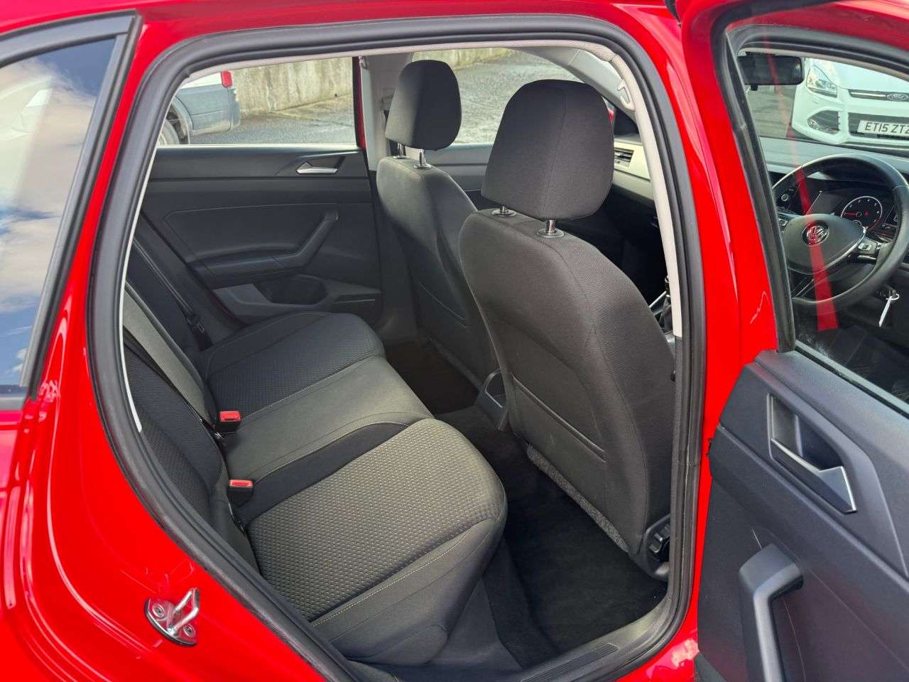 2019 VOLKSWAGEN POLO 2019 VOLKSWAGEN POLO