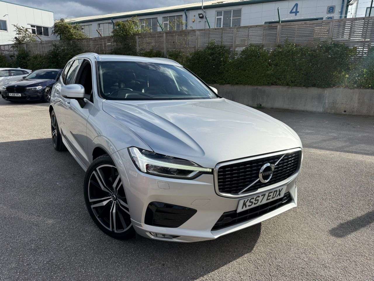 2017 VOLVO XC60 2017 VOLVO XC60