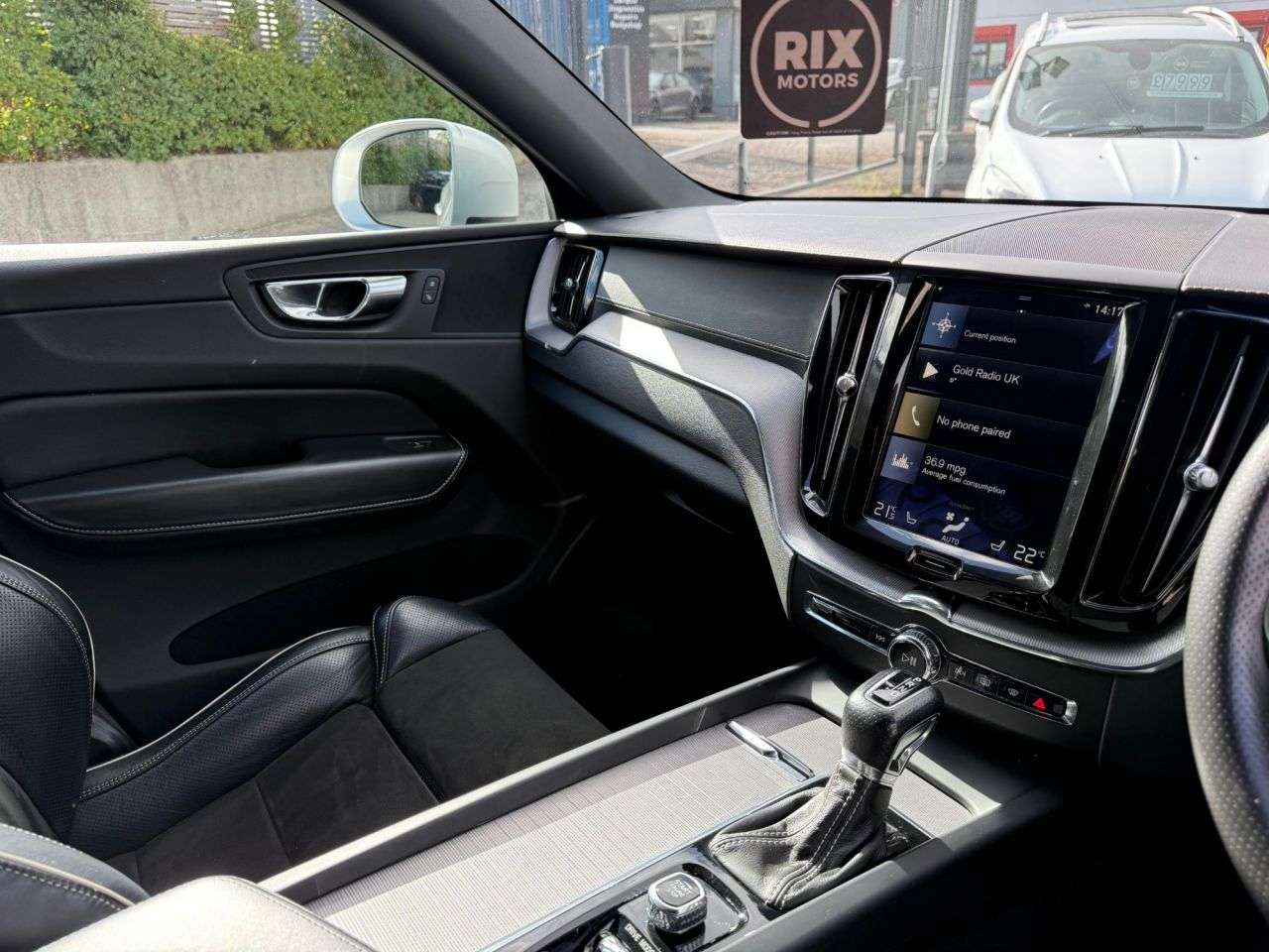 2017 VOLVO XC60 2017 VOLVO XC60