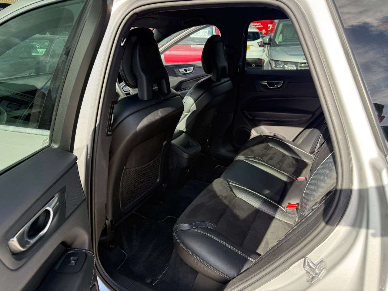 2017 VOLVO XC60 2017 VOLVO XC60