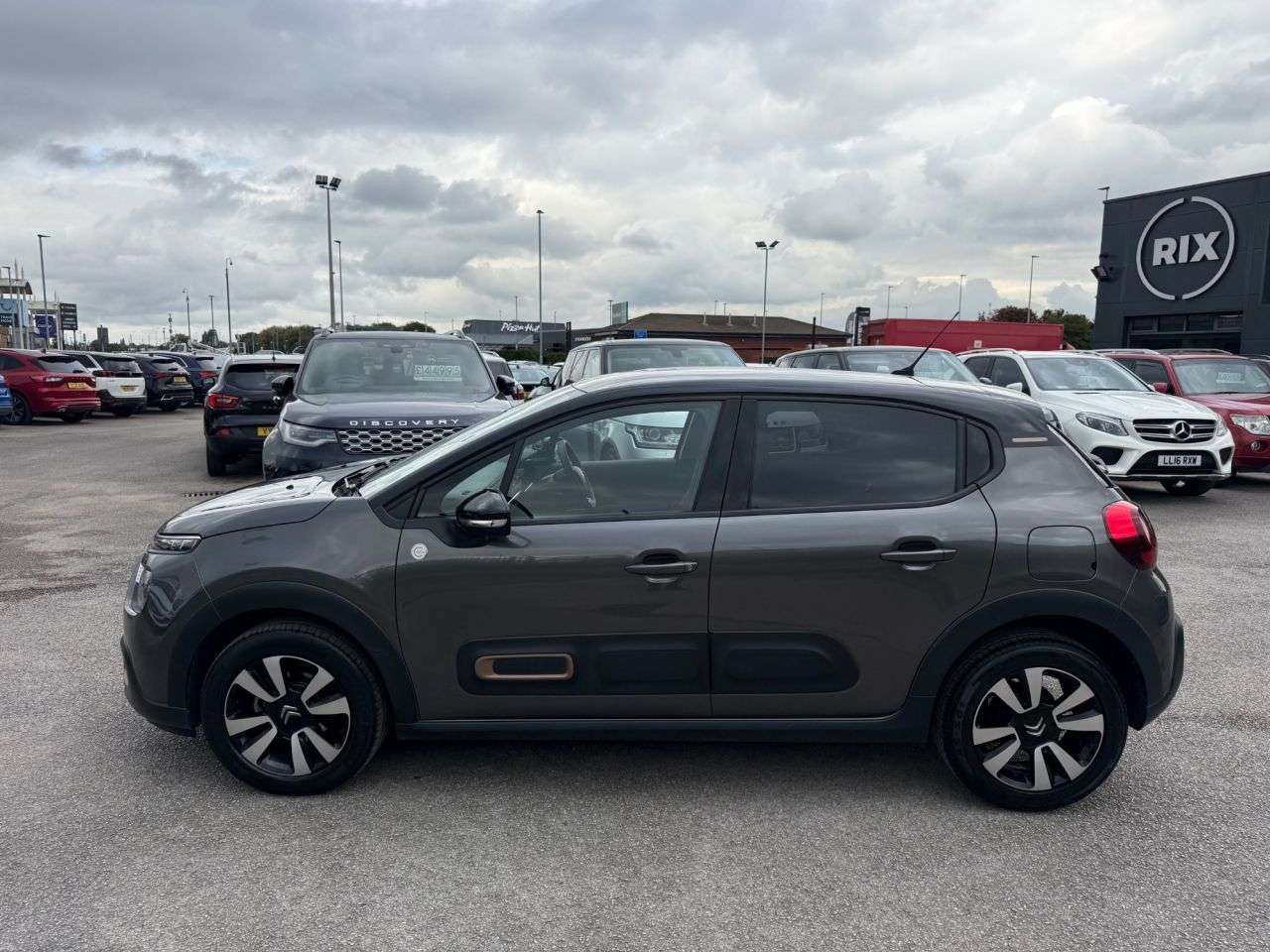 A 2023 CITROEN C3 1.2 PureTech C-Series Edition Hatchback 5dr Petrol Manual Euro 6-1 OWNER FR A 2023 CITROEN C3 1.2 PureTech C-Series Edition Hatchback 5dr Petrol Manual Euro 6-1 OWNER FR