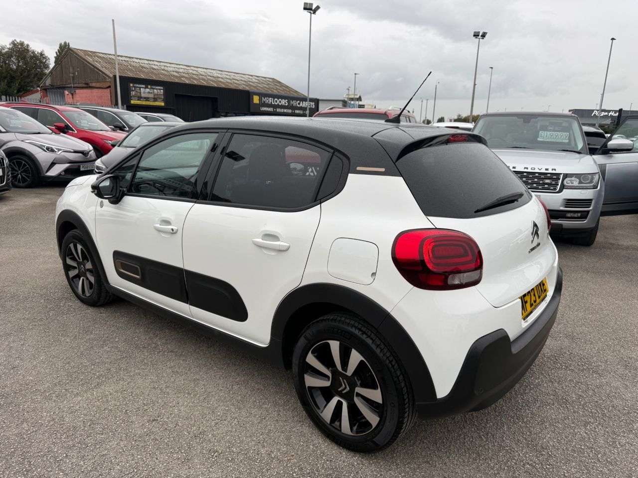 A 2023 CITROEN C3 1.2 PureTech C-Series Edition Hatchback 5dr Petrol Manual Euro 6-1 OWNER FR A 2023 CITROEN C3 1.2 PureTech C-Series Edition Hatchback 5dr Petrol Manual Euro 6-1 OWNER FR