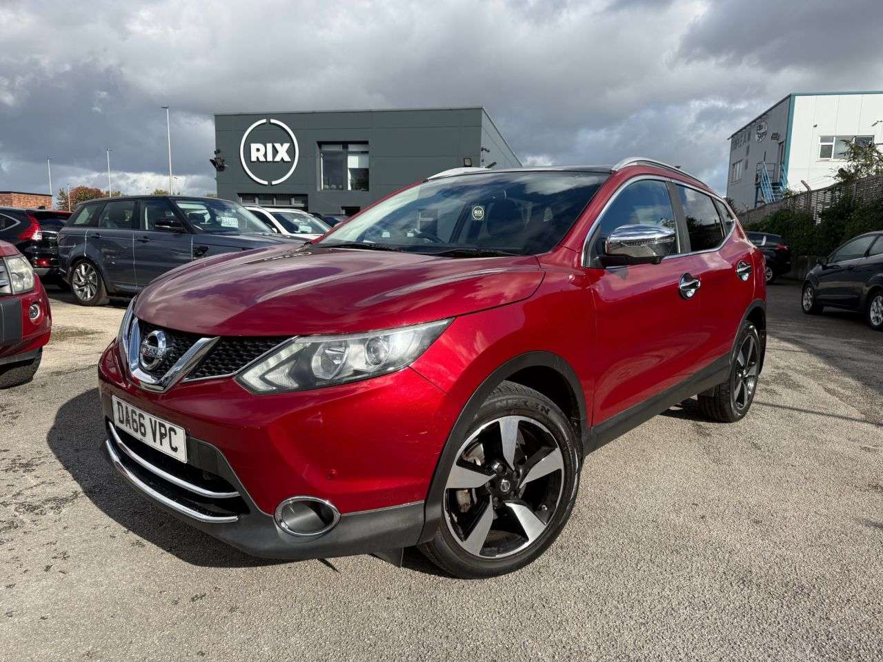 A 2016 NISSAN QASHQAI 1.2 DIG-T N-Connecta SUV 5dr Petrol XTRON 2WD Euro 6-1 OWNER FROM NEW-GREAT A 2016 NISSAN QASHQAI 1.2 DIG-T N-Connecta SUV 5dr Petrol XTRON 2WD Euro 6-1 OWNER FROM NEW-GREAT