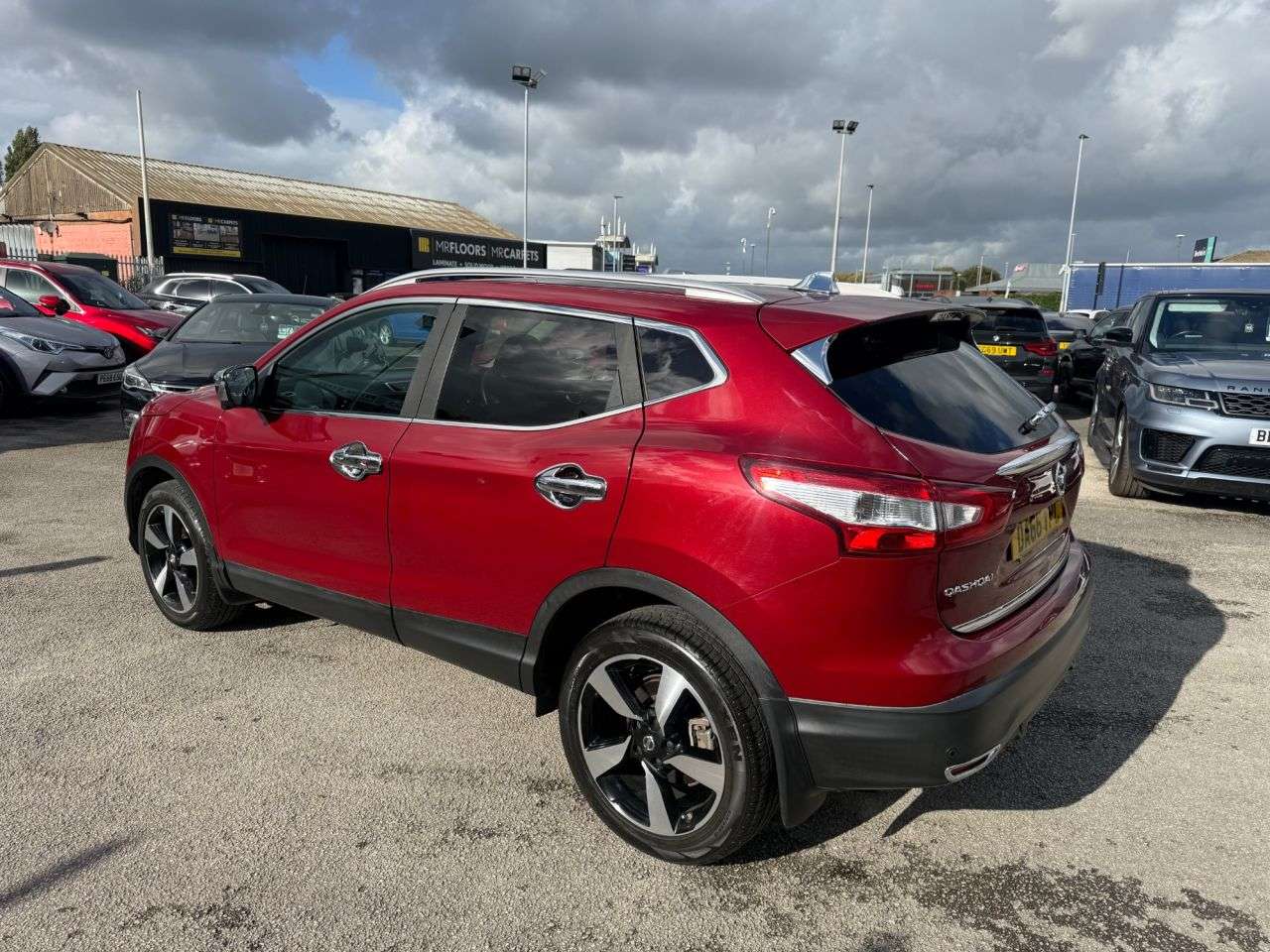 A 2016 NISSAN QASHQAI 1.2 DIG-T N-Connecta SUV 5dr Petrol XTRON 2WD Euro 6-1 OWNER FROM NEW-GREAT A 2016 NISSAN QASHQAI 1.2 DIG-T N-Connecta SUV 5dr Petrol XTRON 2WD Euro 6-1 OWNER FROM NEW-GREAT