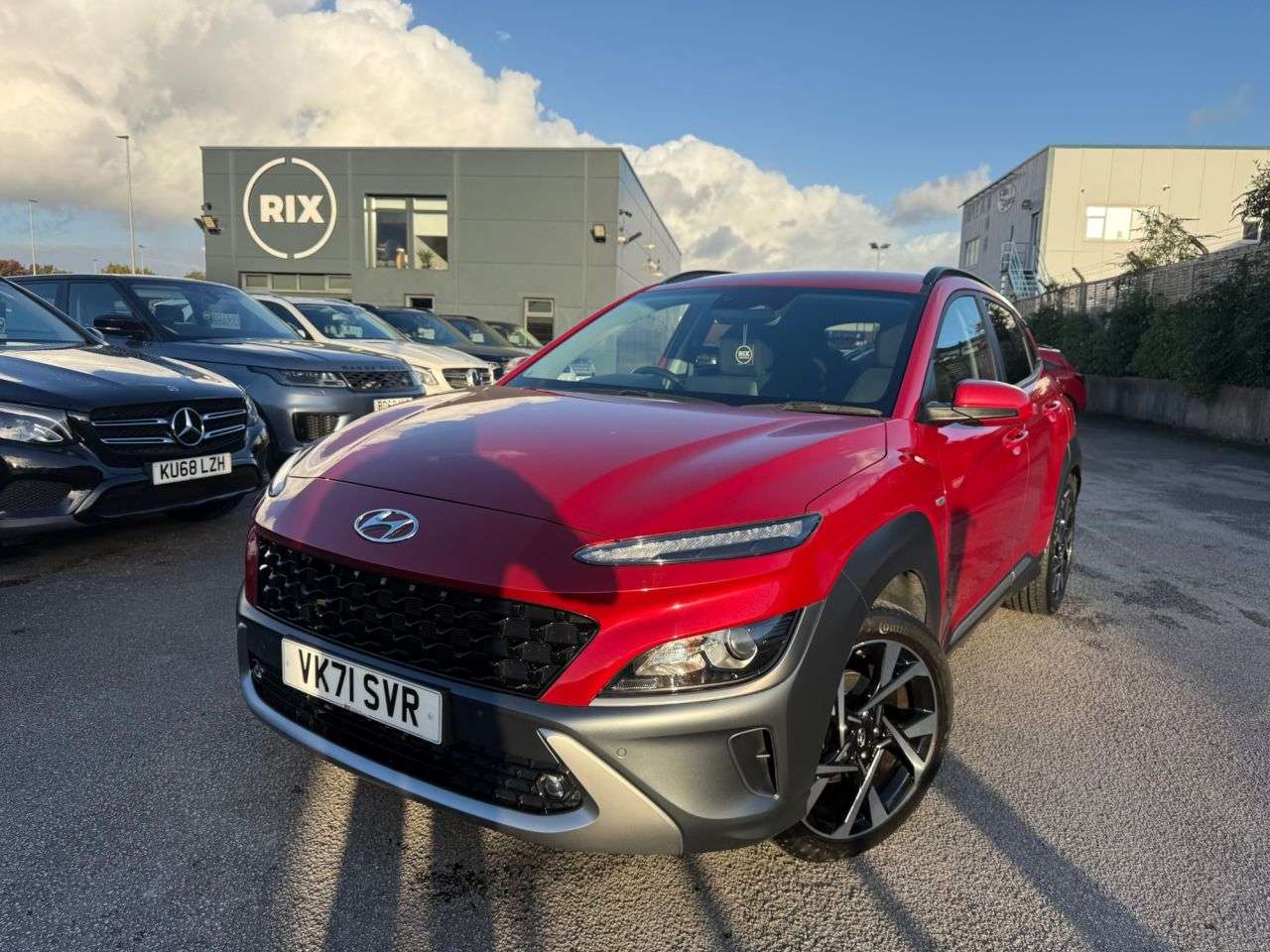 A 2021 HYUNDAI KONA 1.0 T-GDi MHEV Premium SUV 5dr Petrol Hybrid Manual Euro 6 (s/s) (120 ps) A 2021 HYUNDAI KONA 1.0 T-GDi MHEV Premium SUV 5dr Petrol Hybrid Manual Euro 6 (s/s) (120 ps)