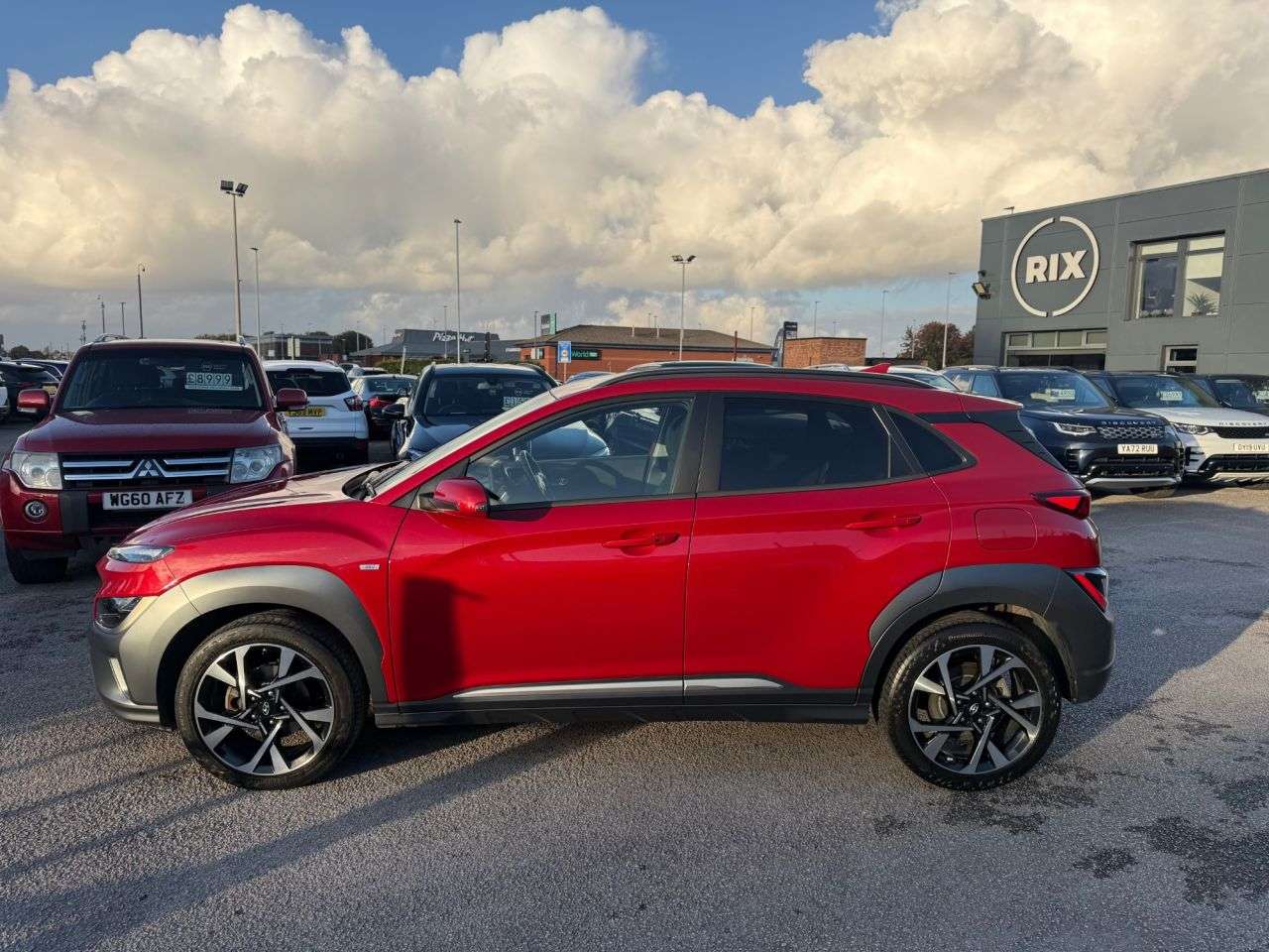 A 2021 HYUNDAI KONA 1.0 T-GDi MHEV Premium SUV 5dr Petrol Hybrid Manual Euro 6 (s/s) (120 ps) A 2021 HYUNDAI KONA 1.0 T-GDi MHEV Premium SUV 5dr Petrol Hybrid Manual Euro 6 (s/s) (120 ps)